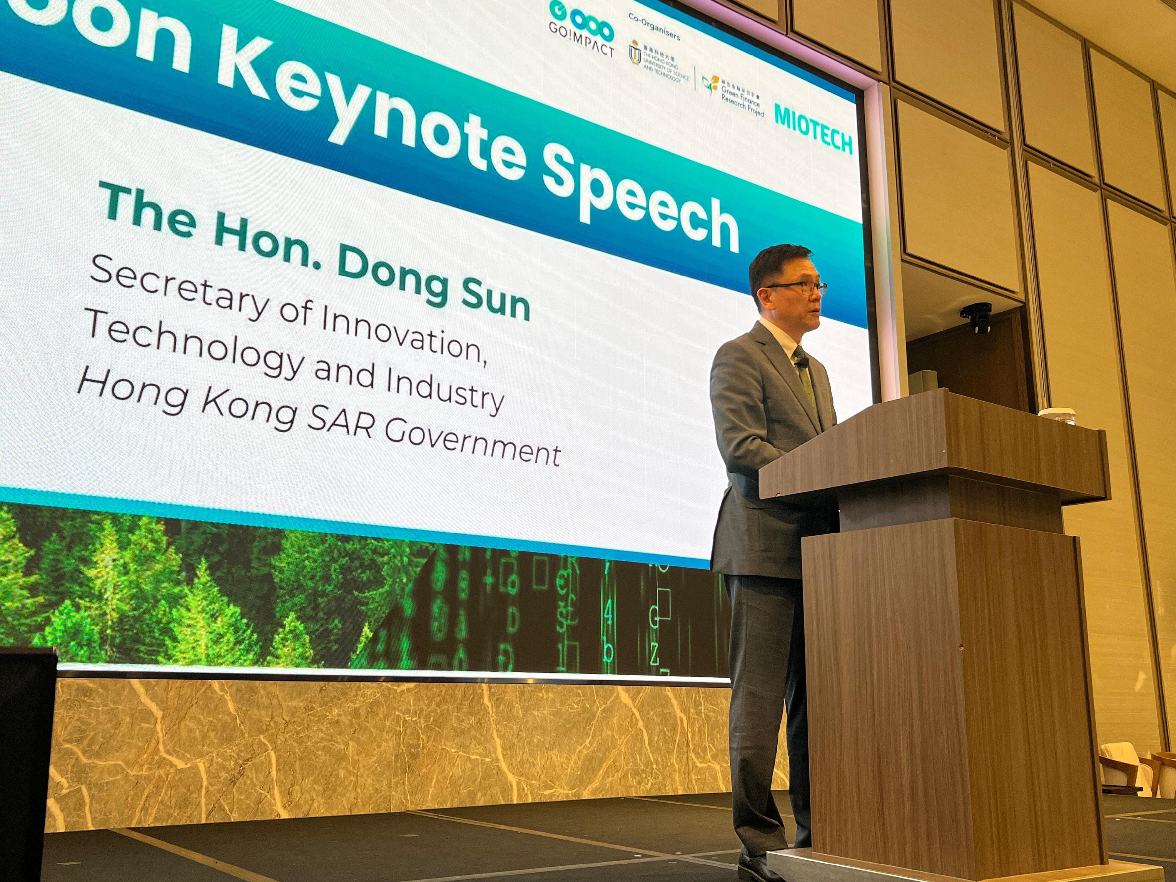 The Secretary for Innovation, Technology and Industry, Professor Sun Dong, delivers a keynote speech at the Green Tech Summit 2024 today (October 30).