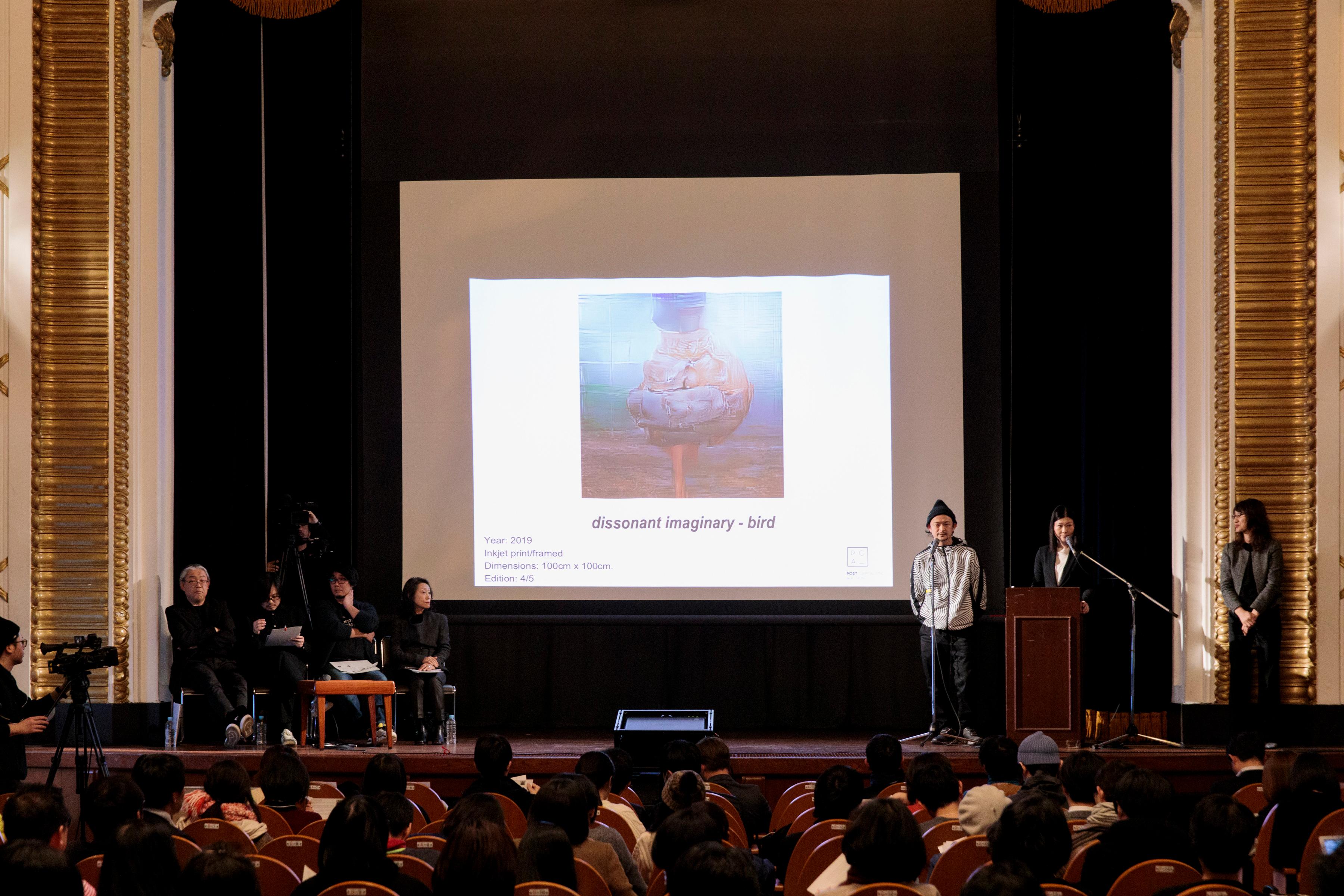 The participatory theatre production "Post Capitalistic Auction" of the Asia+ Festival will be staged on November 16 and 17 at the Hong Kong City Hall Theatre. This unconventional yet authentic auction offers audiences multiple perspectives to contemplate the value of art. (Source of photo: Hideto Maezawa)


