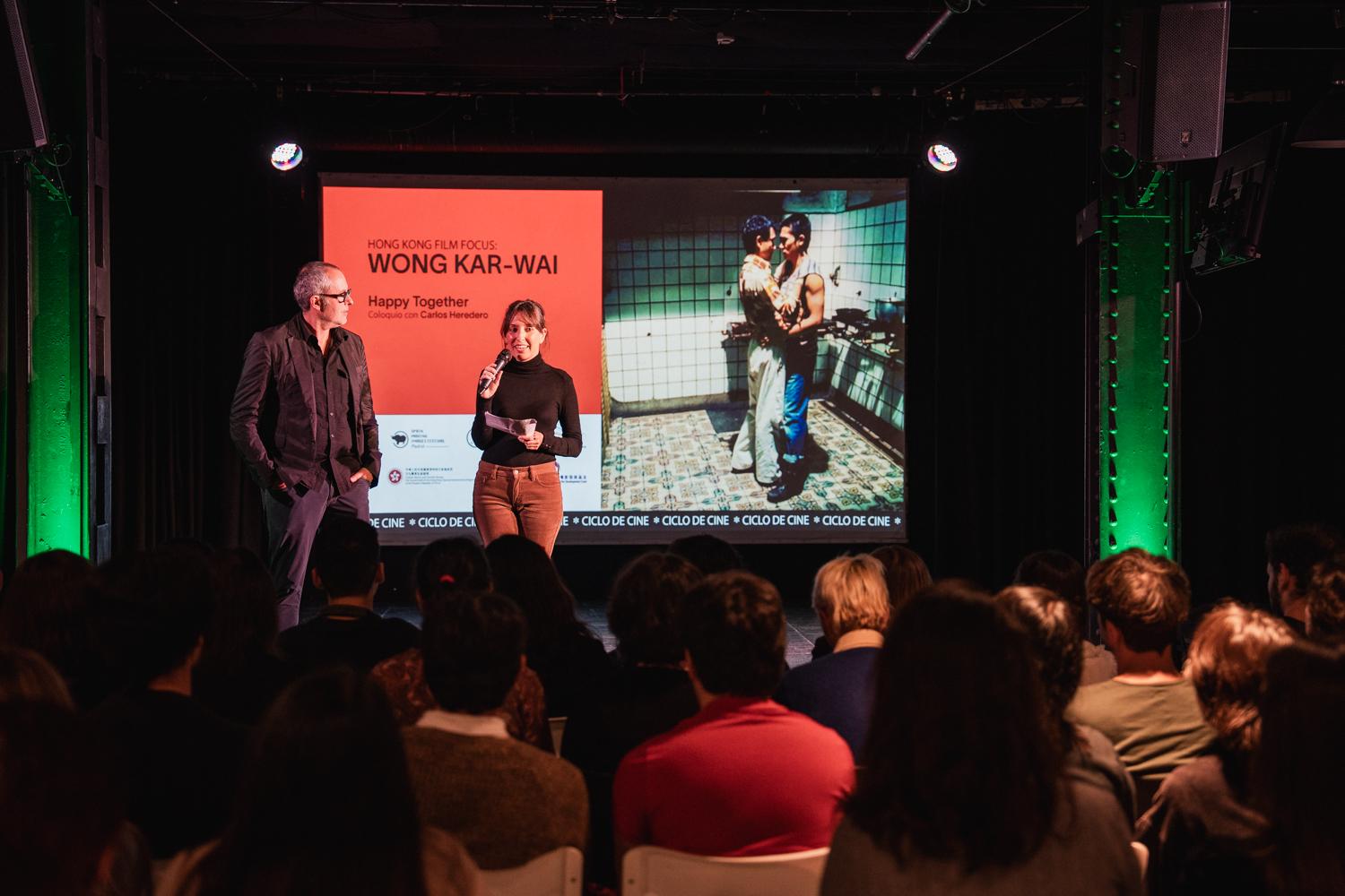 The Hong Kong Economic and Trade Office in Brussels supported the 8th Spain Moving Images Festival taking place from December 2 to 9 (Madrid time) in Madrid. Photo shows the Director of Industry of TAI School of the Arts, Mr Manuel Álvarez (left) and the Head of media relations of TAI School of the Arts, Ms Sara Gómez Cortijo (right) introducing the film “Happy Together”.