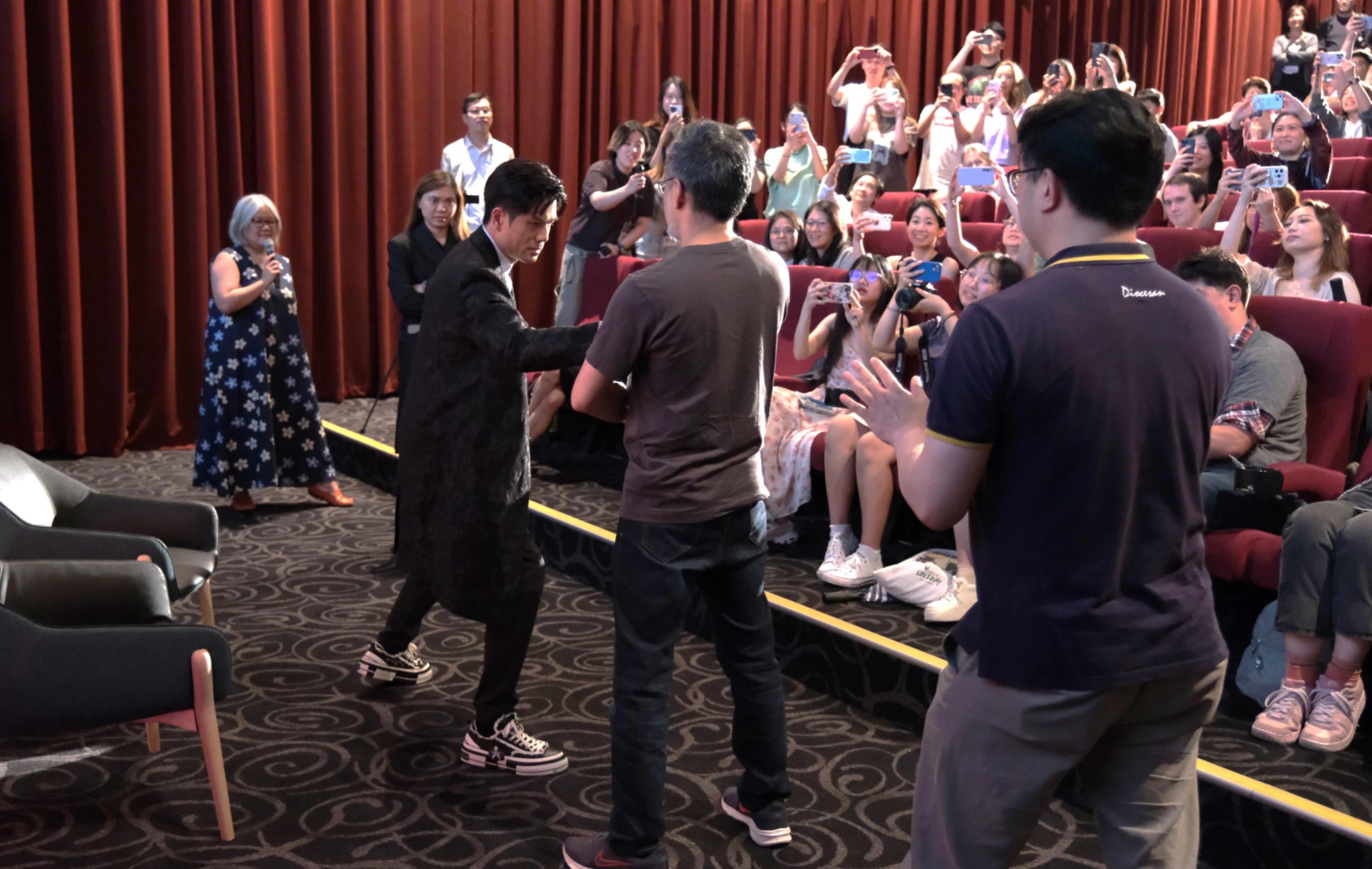 "Making Waves - Navigators of Hong Kong Cinema" is being held in Australia, showcasing six new and restored Hong Kong films to film lovers in Australia. Actor Philip Ng of "Stuntman" interacted with audience members after the screening in Sydney on November 29.