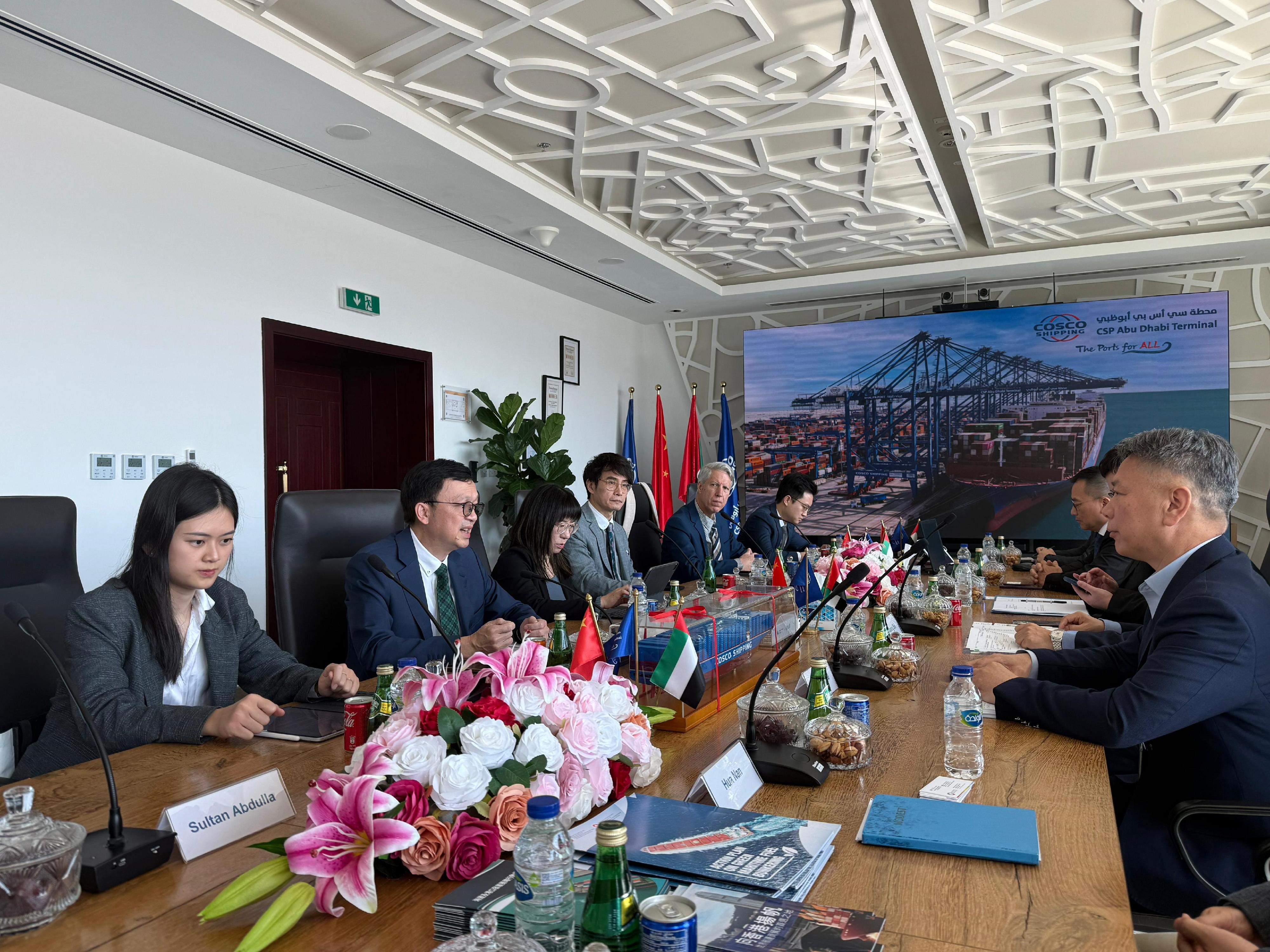 The Under Secretary for Transport and Logistics, Mr Liu Chun-san, led a delegation of over 10 members from the Hong Kong Maritime and Port Board (HKMPB) and the Hong Kong Logistics Development Council, and representatives from the Marine Department and Invest Hong Kong, for a five-day visit to Dubai and Abu Dhabi, United Arab Emirates, and Bahrain. Photo shows Mr Liu (second left), together with members of the HKMPB, meeting with representatives of the COSCO Shipping Ports Terminal in Abu Dhabi on December 10 (Abu Dhabi time). Deputy Secretary for Transport and Logistics Miss Amy Chan (third left) also attended.