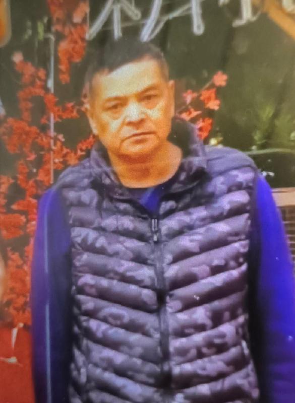 Yau Hoi, aged 70, is about 1.7 metres tall, 78 kilograms in weight and of normal build. He has a square face with yellow complexion and short black hair. He was last seen wearing an orange long-sleeved shirt, a black vest jacket, black trousers and white slippers.
