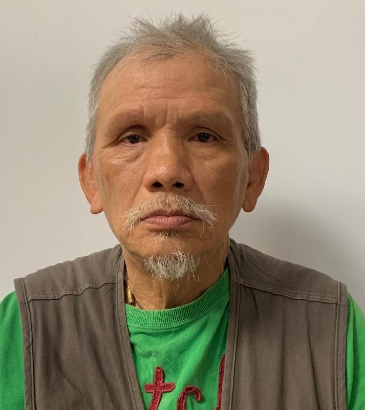 Leung Kam-sun, aged 65, is about 1.65 metres tall, 65 kilograms in weight and of medium build. He has a long face with yellow complexion and short white hair. He was last seen wearing a beige jacket, a white T-shirt, blue jeans, a blue bucket hat and carrying a black backpack.  