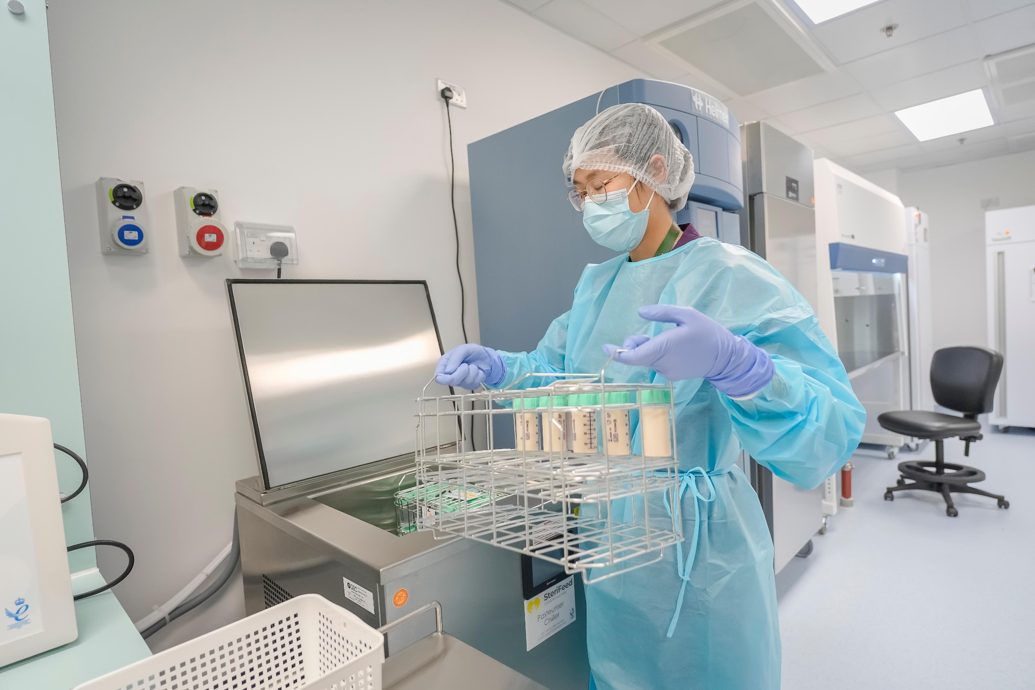 Upon arrival at Hong Kong Breast Milk Bank, donor milk will go through meticulous processes, including pasteurisation, microbiological testing and nutritional analysis, all under precise temperature control to ensure quality and safety.