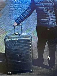 七十四歲男子許熾粦身高約一點六米，體重約七十公斤，中等身材，方面型，黃皮膚及蓄短黑髮。他最後露面時戴黑色鴨舌帽，身穿黑色外套、黑色長褲、深色鞋及携有兩個行李箱。
