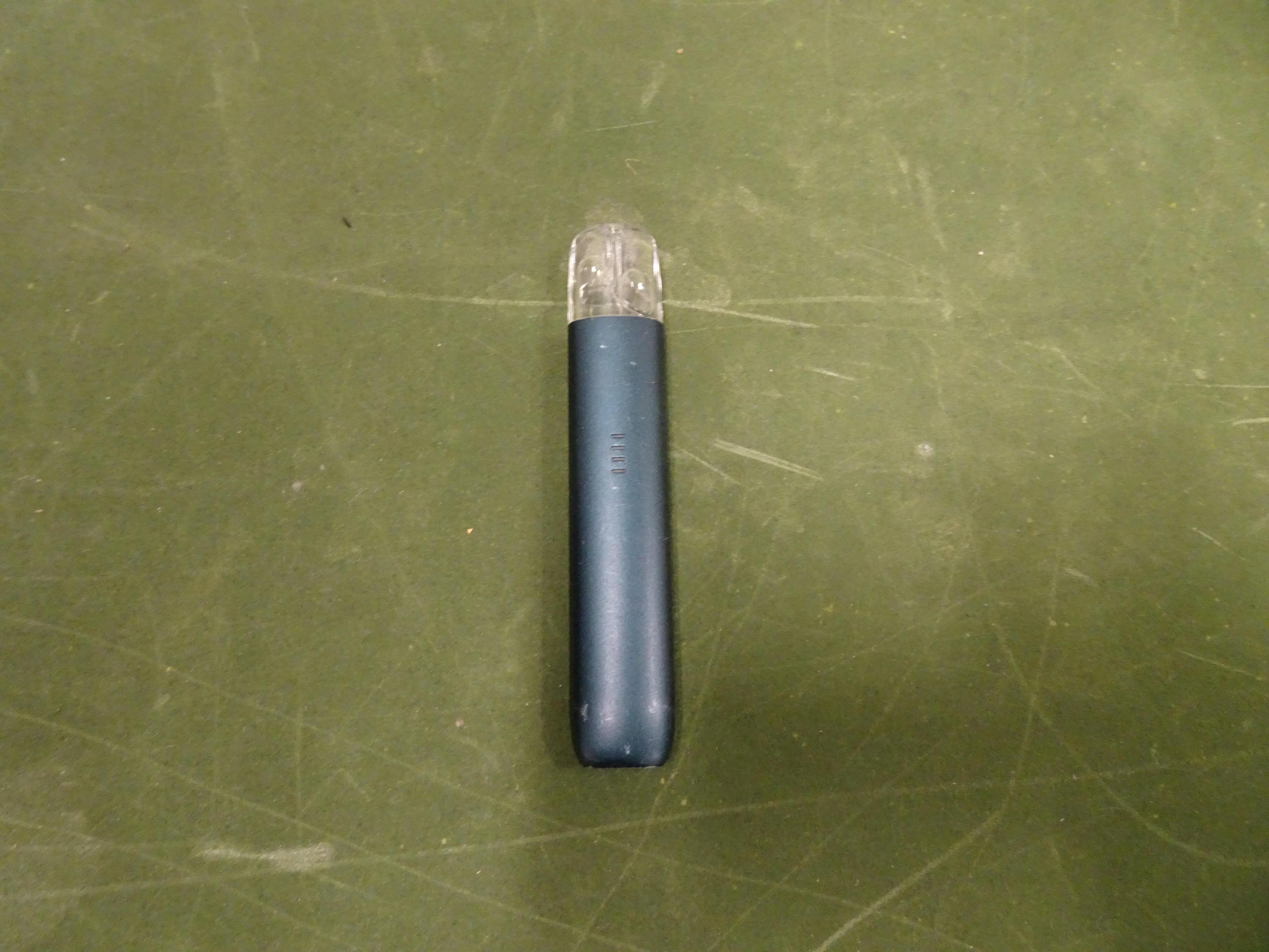 Hong Kong Customs yesterday (January 21) detected a case involving possession of suspected etomidate (the main ingredient of "space oil drug"), a kind of Part 1 poison under the Pharmacy and Poisons Regulations by an outgoing passenger at the Lok Ma Chau Control Point. Photo shows one of the suspected "space oil drug" capsules seized in the case.