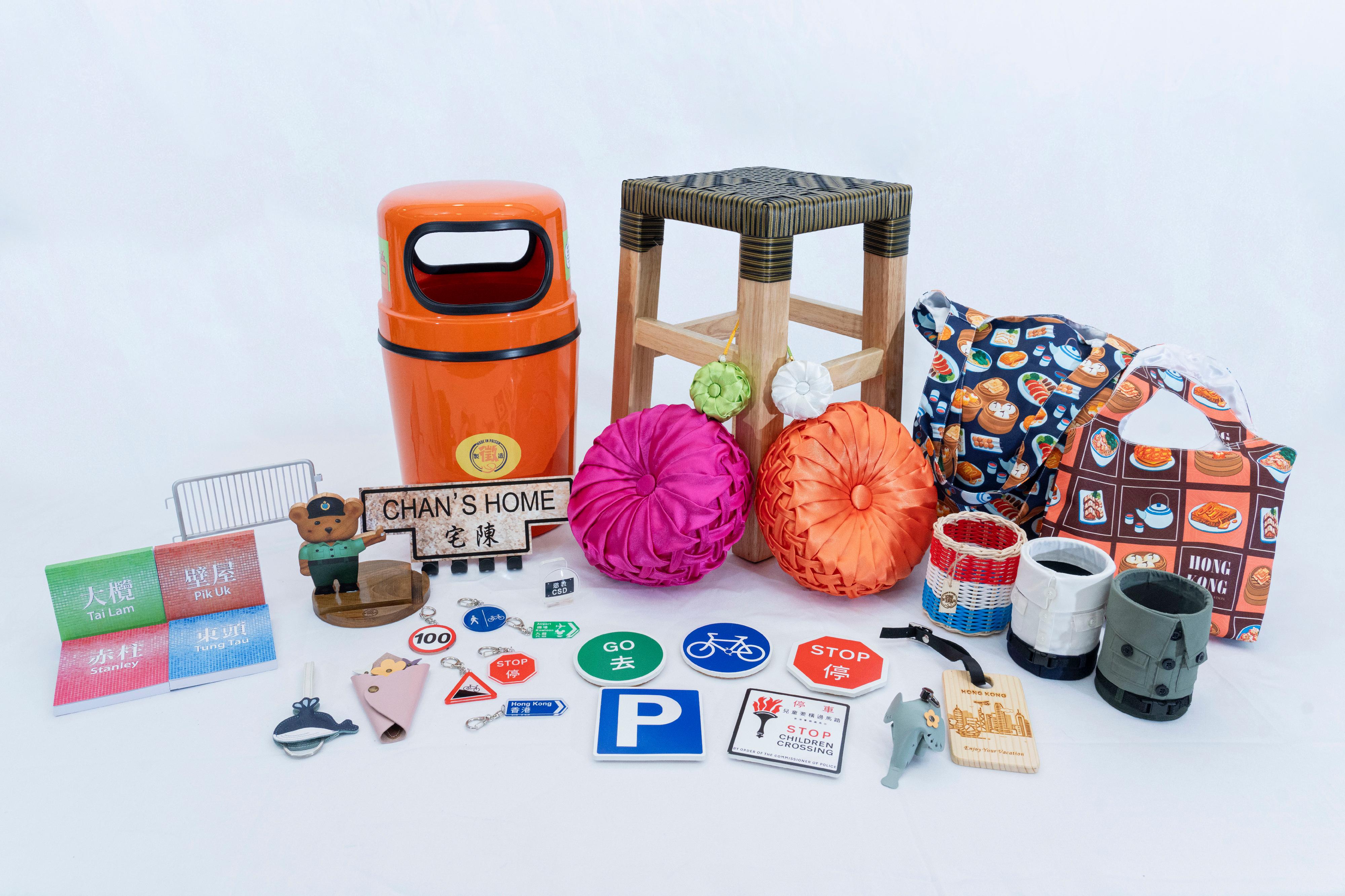 The Correctional Services Department Sports Association launched today (January 23) an online charity gift sales platform, Made in Prison, to sell products designed and made by persons in custody. These products include woodenware, ornaments, stationery, rattan products, daily necessities, environmentally friendly products, and handicrafts.
