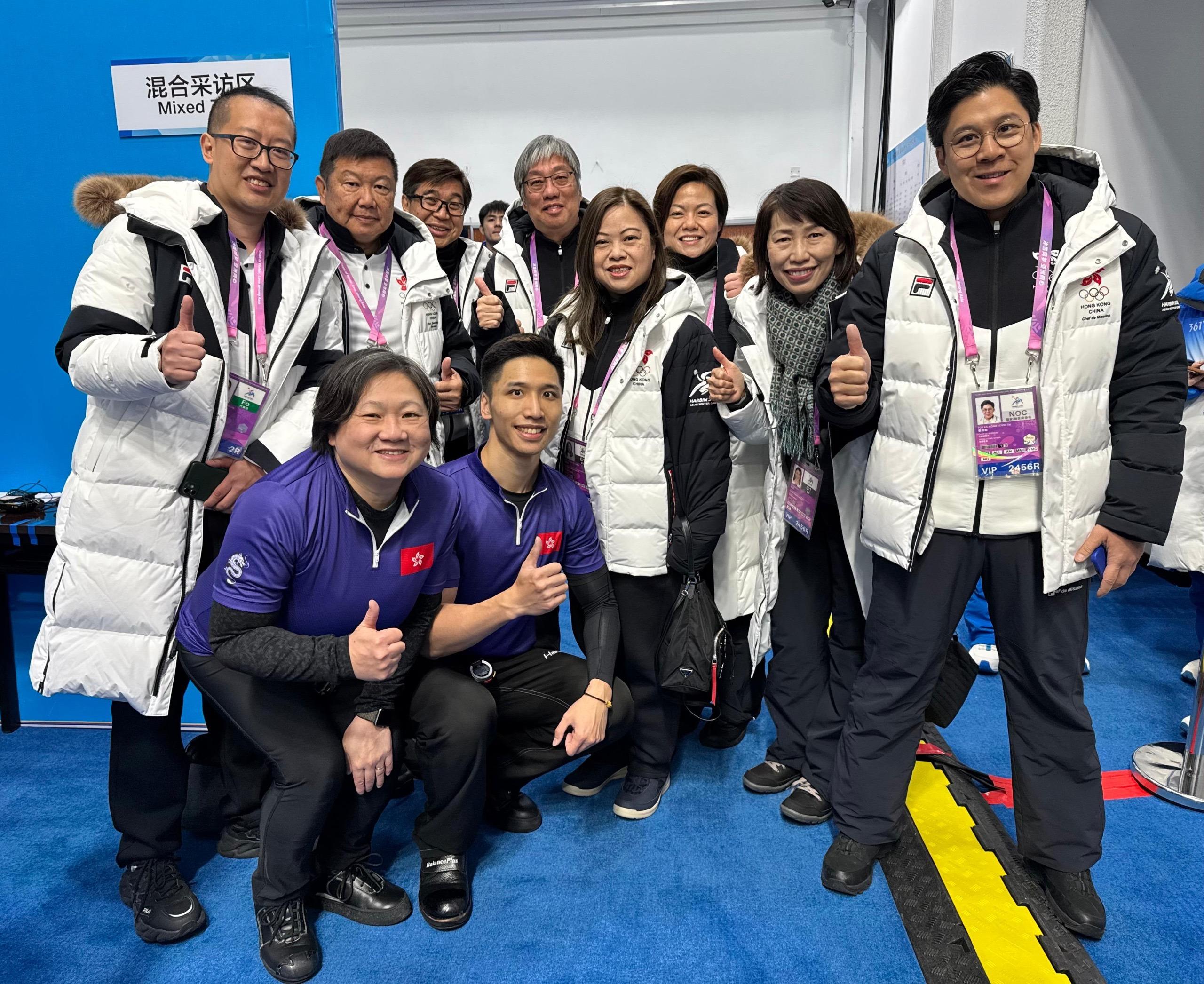 The Chief Executive, Mr John Lee, began his visit in Harbin today (February 7). Photo shows the Secretary for Culture, Sports and Tourism, Miss Rosanna Law (fourth right), with members of the Hong Kong, China Delegation.