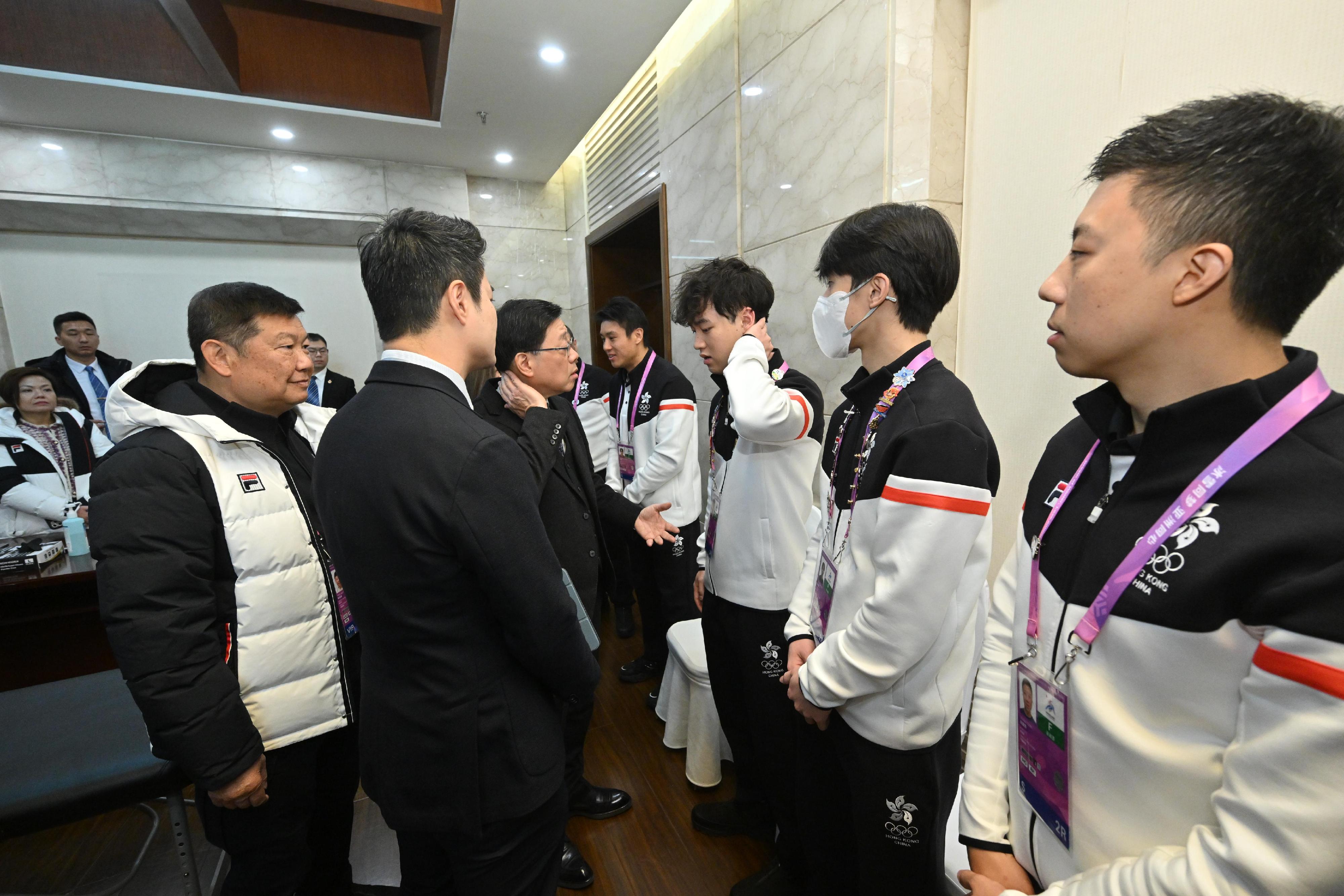 The Chief Executive, Mr John Lee, continued his visit to Harbin today (February 10). Photo shows Mr Lee (third left) visiting Hong Kong athletes who were injured after an ice hockey competition at the 9th Asian Winter Games Harbin 2025.
