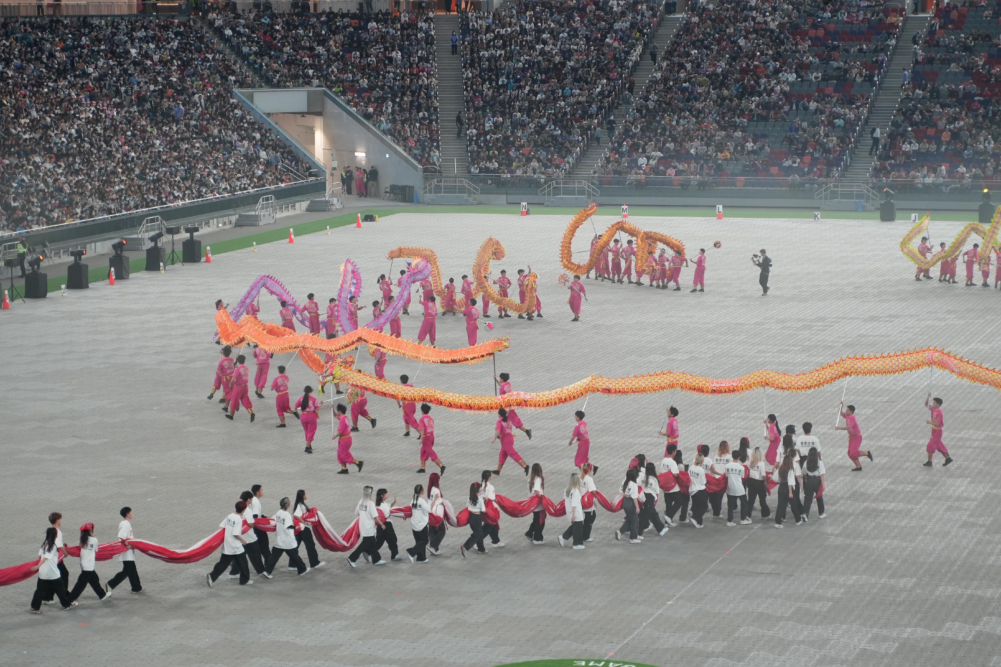 A large-scale stress test was held again this afternoon (February 16) at the Kai Tak Sports Park. Photo shows the performance at the Kai Tak Stadium.