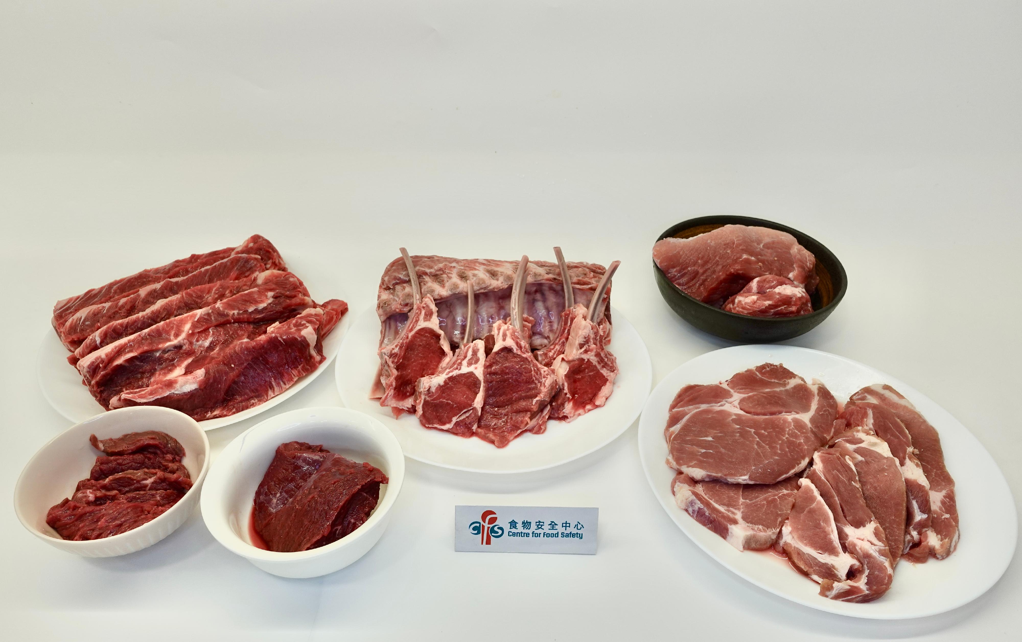 食物環境衞生署食物安全中心今日（二月十七日）公布肉類添加二氧化硫專項食品調查結果，約六百一十個完成檢測的肉類樣本的整體合格率為百分之九十九。
