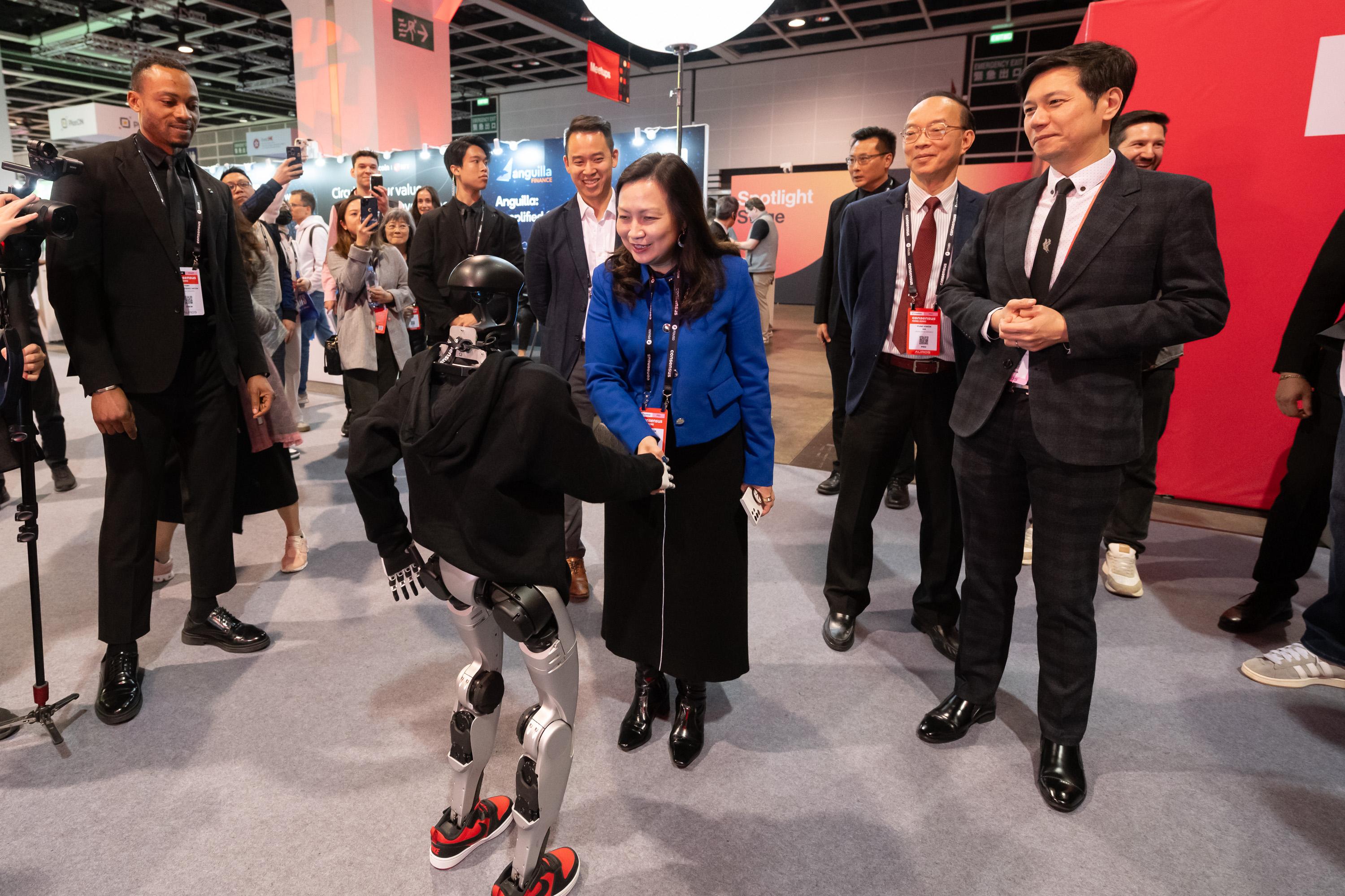 LegCo Subcommittee on Issues Relating to the Development of Web3 and Virtual Assets visited Consensus Hong Kong today (February 20) to gain insight into the international meeting and exhibition about the cryptocurrency, blockchain and Web3 industries, which is being held for the first time in Hong Kong.