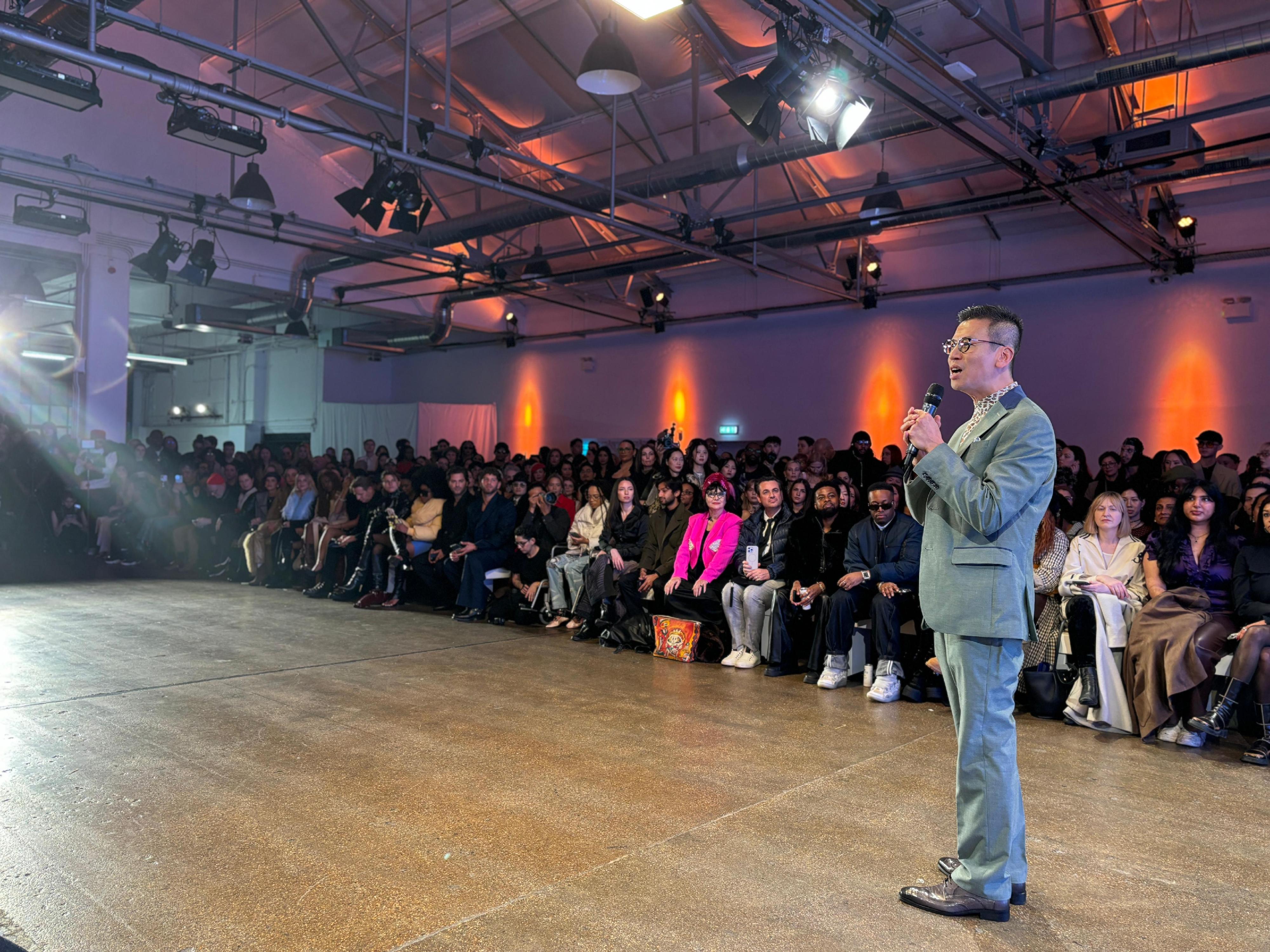 The Hong Kong Economic and Trade Office, London (London ETO) supported Fashion Hong Kong at London Fashion Week AW25 on February 20 (London time), showcasing the collections of four Hong Kong designers. Photo shows the Director-General of the London ETO, Mr Gilford Law, delivering a speech at the event.