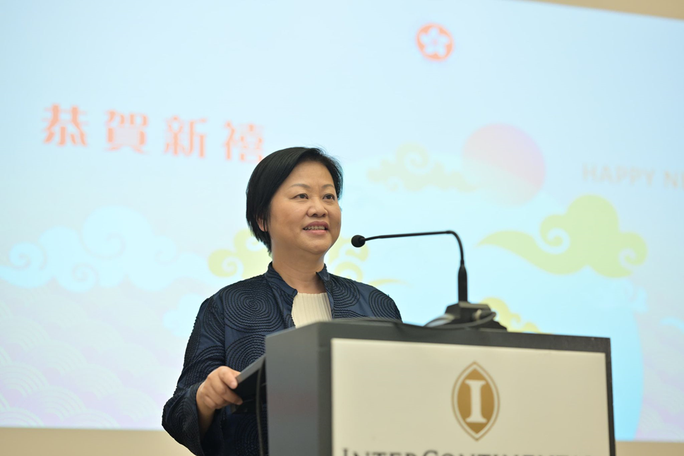 香港駐歐洲聯盟特派代表翁佩雯女士於二月二十五日（布加勒斯特時間）在布加勒斯特舉行的新春招待會上發表演說。