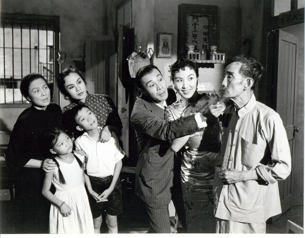 The Hong Kong Film Archive of the Leisure and Cultural Services Department will present a thematic screening programme, "Laughter Double Bill: Hong Kong Comedy Film Spectacular", from April 4 to May 11, showcasing the comedic highlights of master comedians from different eras while illustrating the evolution of Hong Kong comedy films. Photo shows a film still of "Feast of a Rich Family" (1959). (Courtesy of South China Film Industry Workers Union)