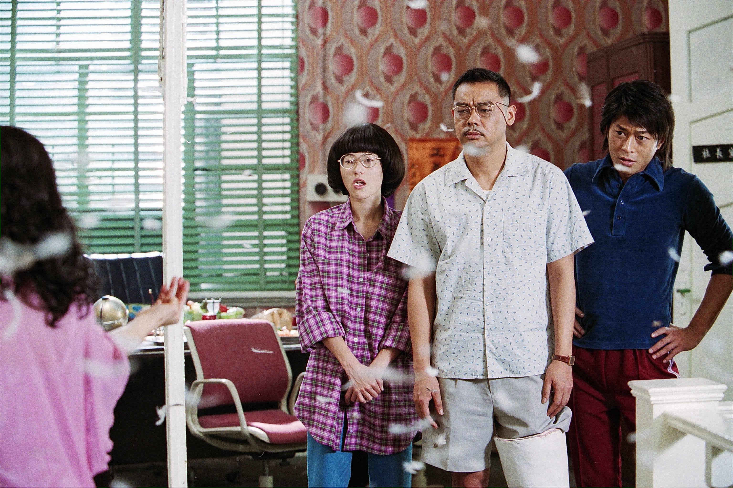 The Hong Kong Film Archive of the Leisure and Cultural Services Department will present a thematic screening programme, "Laughter Double Bill: Hong Kong Comedy Film Spectacular", from April 4 to May 11, showcasing the comedic highlights of master comedians from different eras while illustrating the evolution of Hong Kong comedy films. Photo shows a film still of "Fantasia" (2004). (©2010 Fortune Star Media Limited All Rights Reserved)