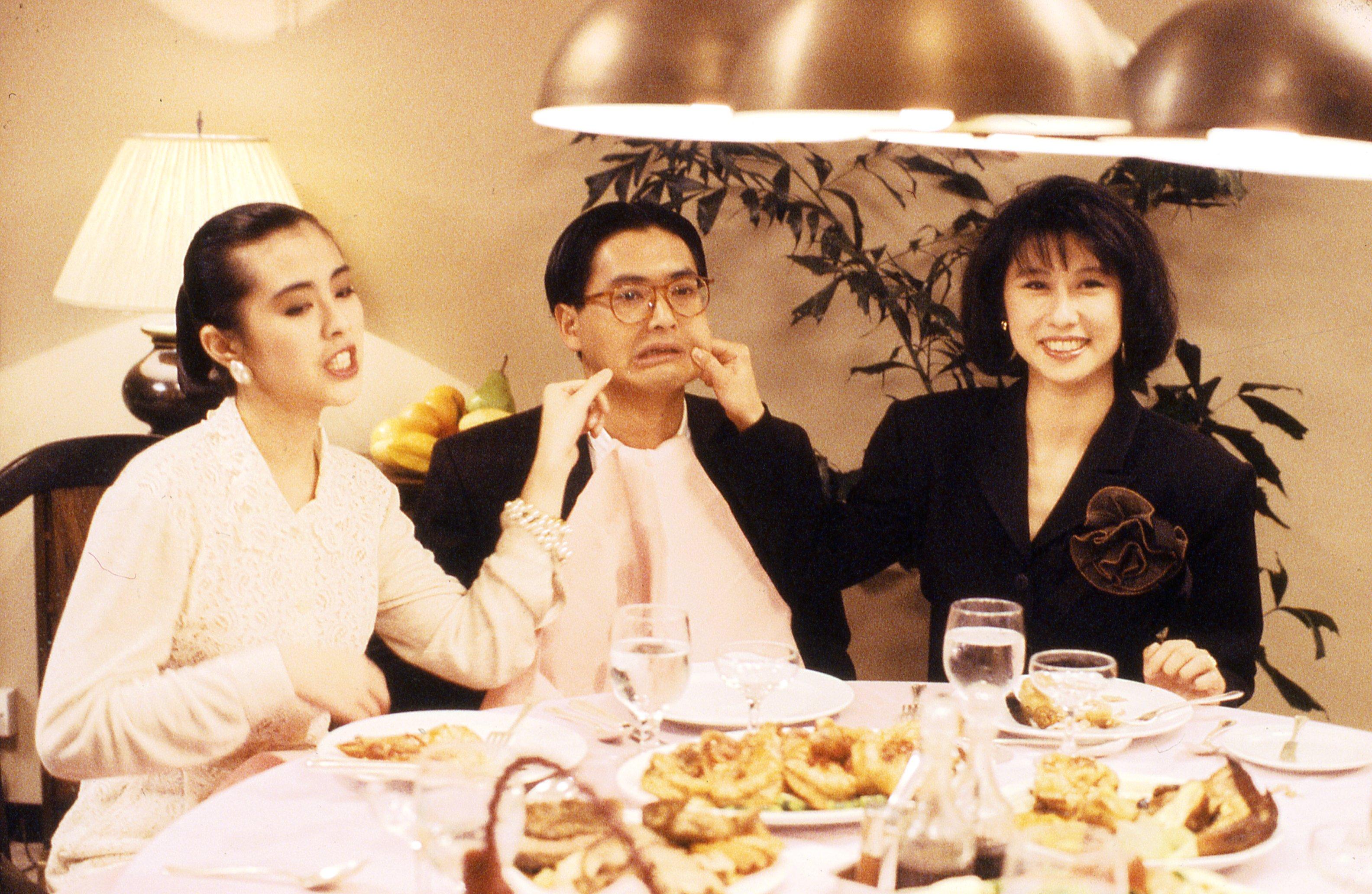 The Hong Kong Film Archive of the Leisure and Cultural Services Department will present a thematic screening programme, "Laughter Double Bill: Hong Kong Comedy Film Spectacular", from April 4 to May 11, showcasing the comedic highlights of master comedians from different eras while illustrating the evolution of Hong Kong comedy films. Photo shows a film still of "The Diary of a Big Man" (1988). (©2010 Fortune Star Media Limited All Rights Reserved)