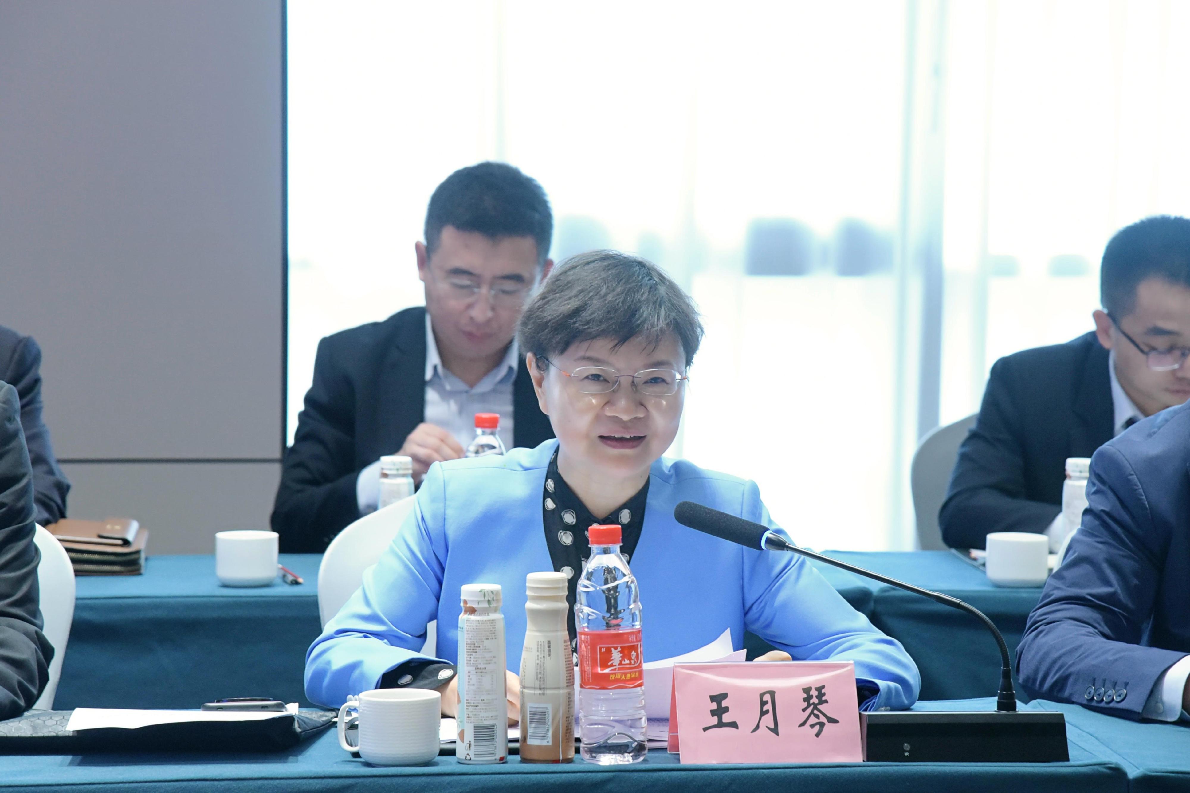 The Director-General of the Department of Science and Technology of Guangdong Province, Ms Wang Yueqin, delivered a speech at the 20th meeting of the Guangdong/Hong Kong Expert Group on Co-operation in Technology and Innovation today (March 12).