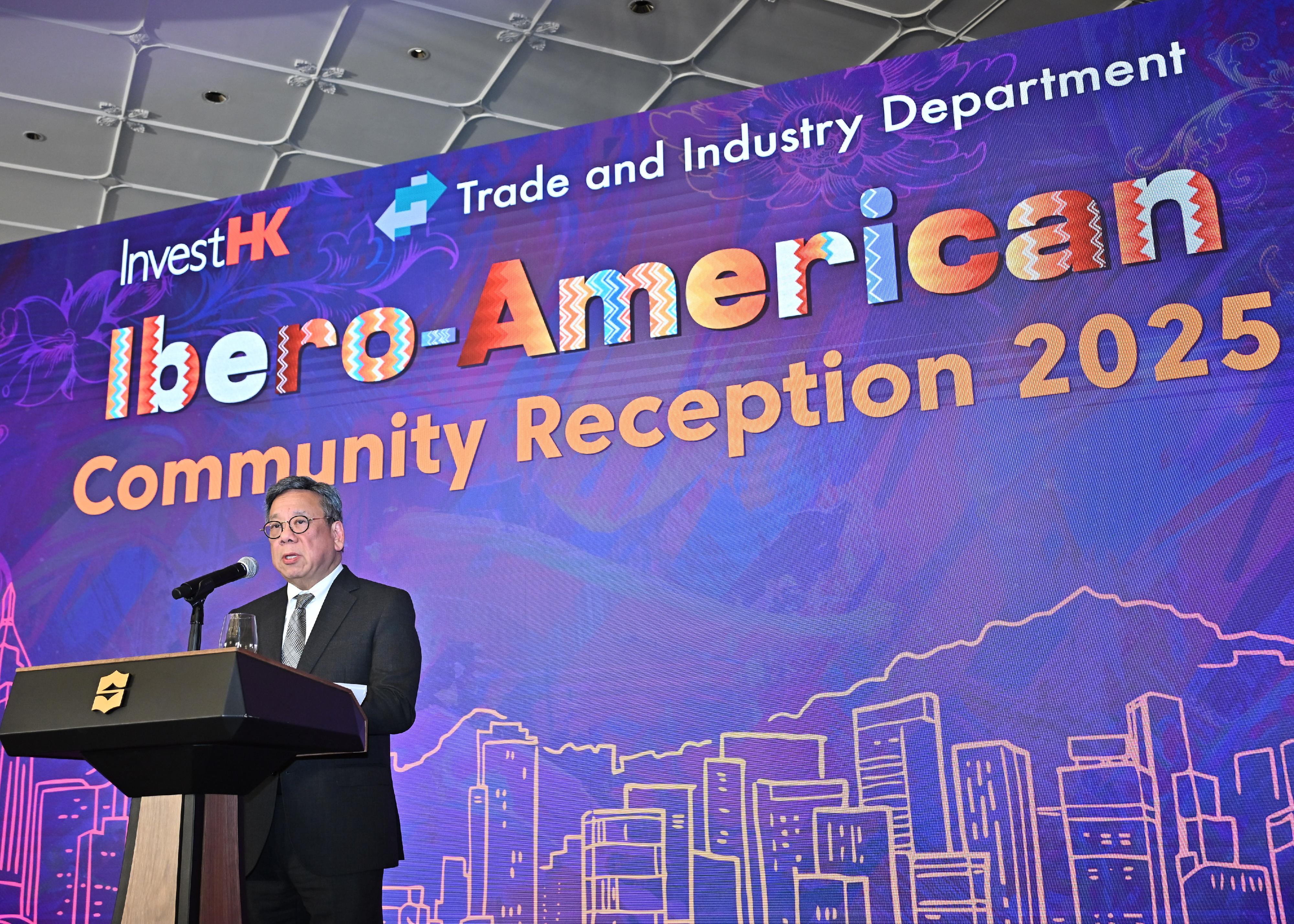 Invest Hong Kong and the Trade and Industry Department cohosted a reception for the Ibero-American community today (March 13). Photo shows the Secretary for Commerce and Economic Development, Mr Algernon Yau, delivering welcome remarks at the reception.