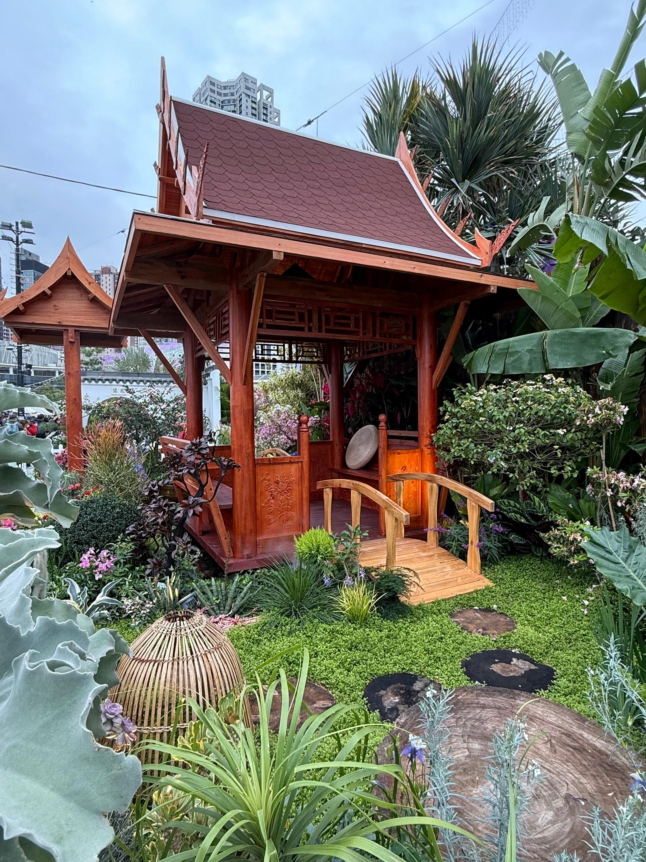 The Hong Kong Flower Show 2025, currently running at Victoria Park, is displaying the winning entries of the Leisure and Cultural Services Department's Western and Oriental Style Garden Plot Competitions. Photo shows Kwai Tsing District's "The Blissful Valley", which is the winner of the Environmental Award for an Oriental Style Garden.