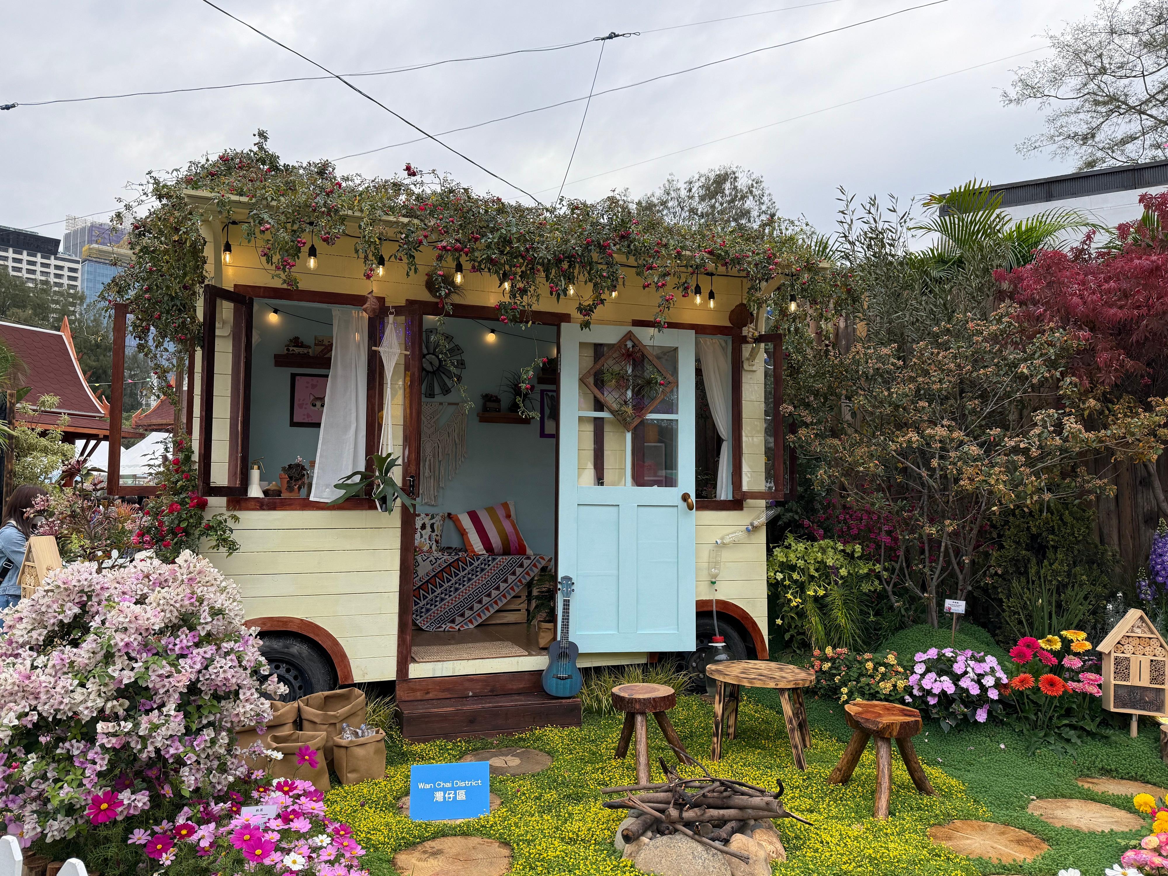 The Hong Kong Flower Show 2025, currently running at Victoria Park, is displaying the winning entries of the Leisure and Cultural Services Department's Western and Oriental Style Garden Plot Competitions. Photo shows Wan Chai District's "Joyful Wanderlust", which is the winner of the Environmental Award for a Western Style Garden.