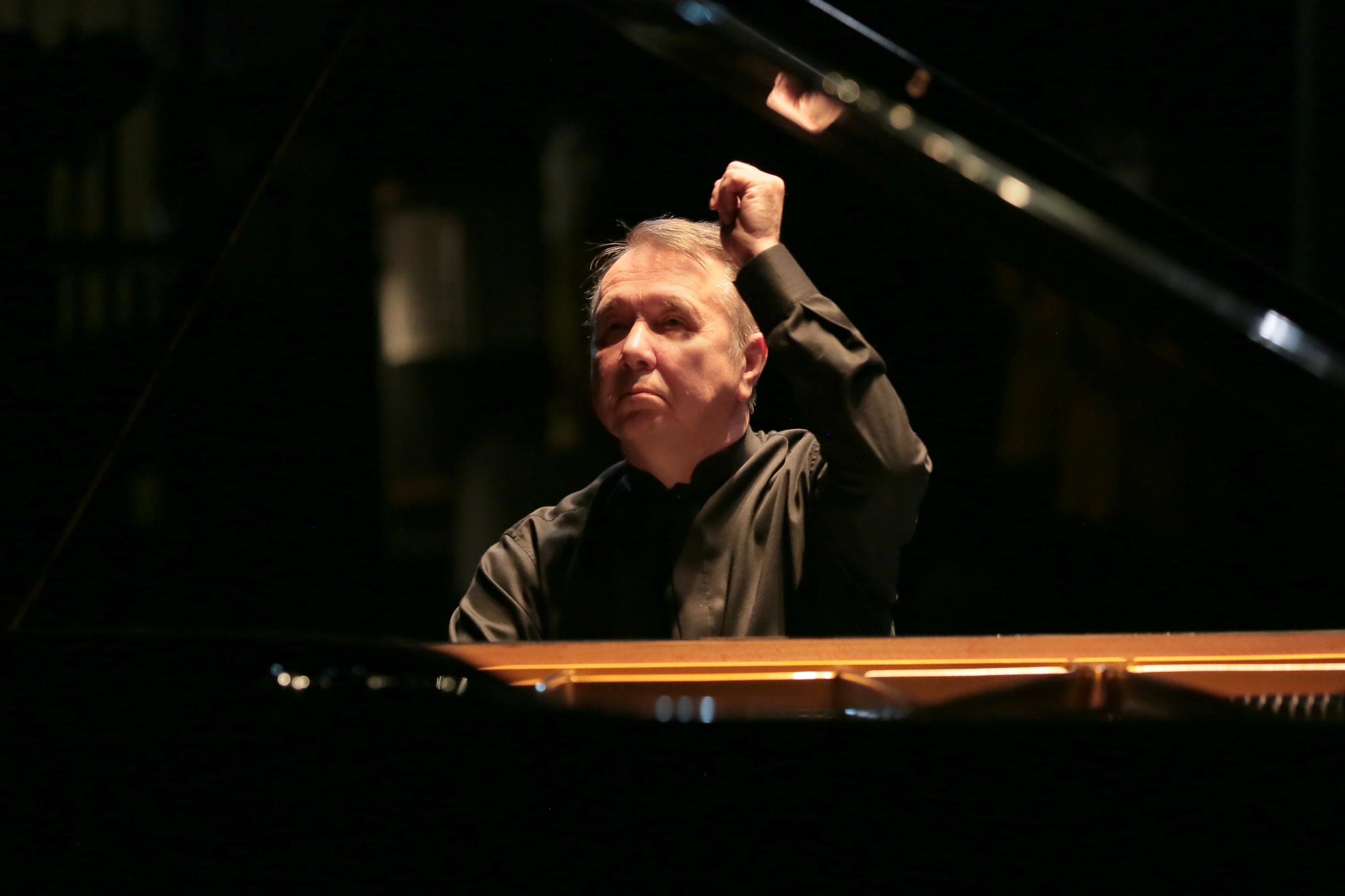Acclaimed international musicians and ensembles will stage performances at the Leisure and Cultural Services Department's "Great Music 2025" from June to November. Photo shows pianist Mikhail Pletnev. (Photo source: Irina Shymchak)

