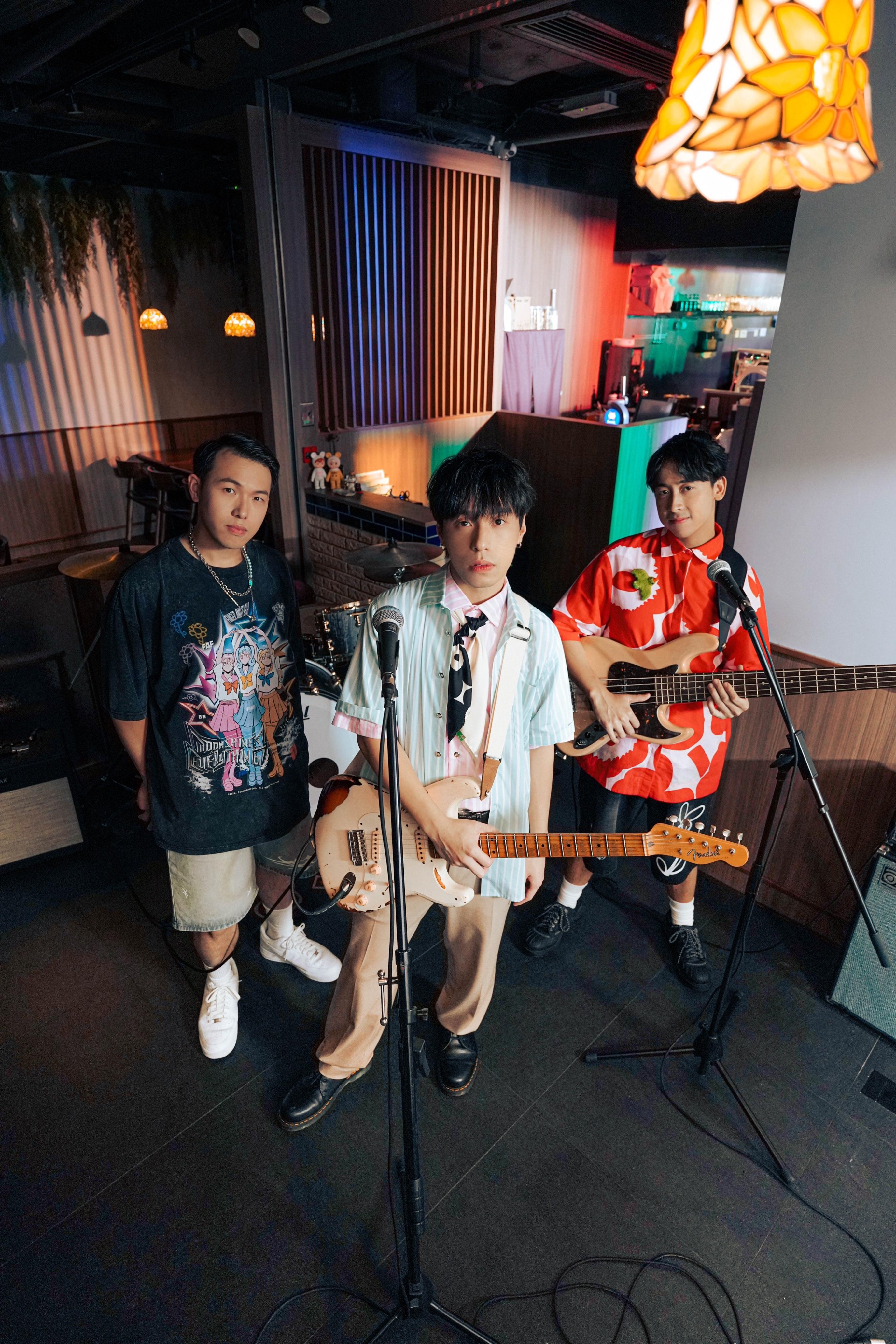 The third Hong Kong Pop Culture Festival (PCF), organised by the Leisure and Cultural Services Department, will kick off in April themed "More Than Joy". One of the highlights of the PCF is a two-day outdoor music carnival "ImagineLand 2025" to be held on April 5 and 6. Local group Pandora will perform on April 6.
