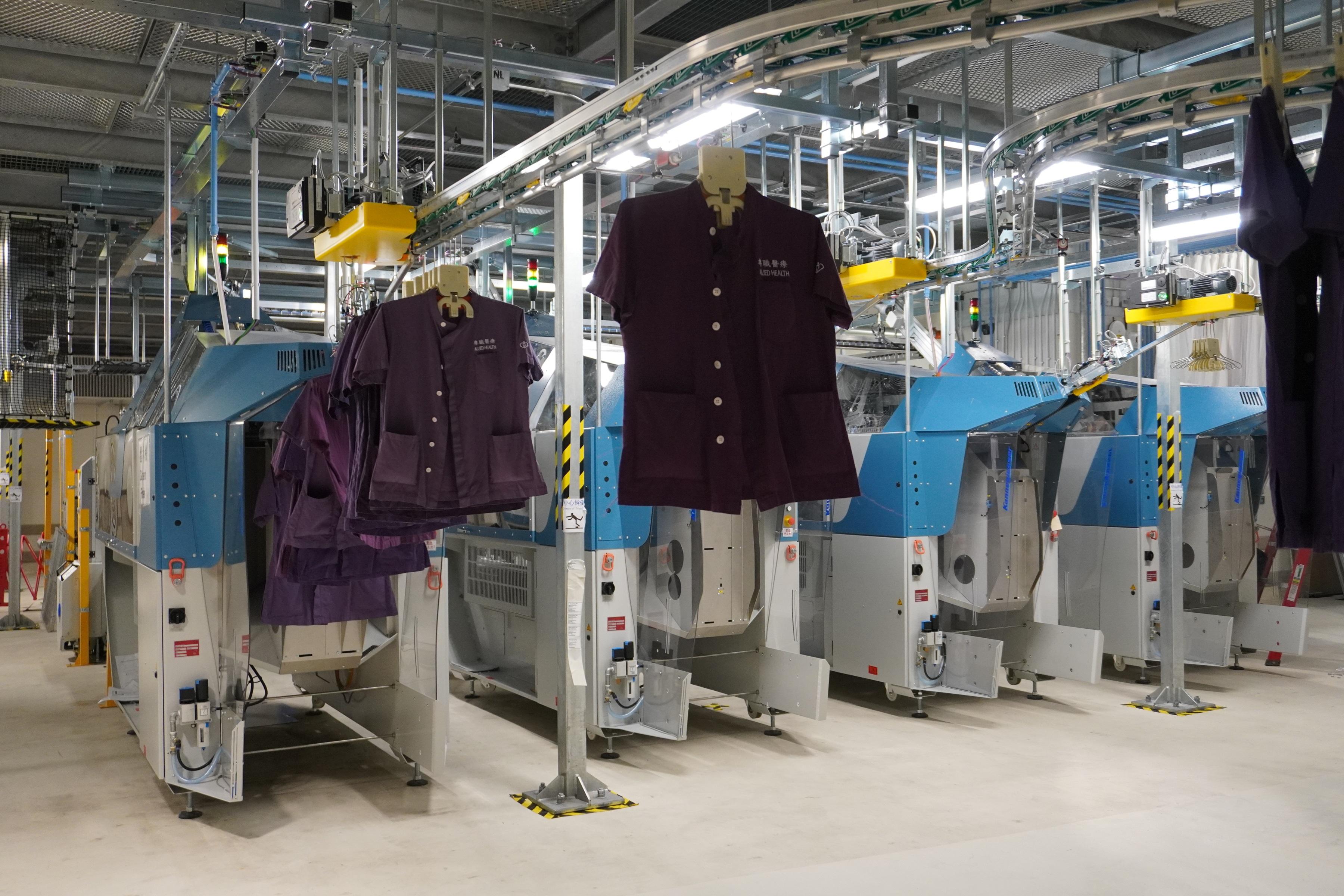 Hospital Authority Support Services Centre has commenced operations in phases. Its central laundry centre provides laundry services for public hospitals. Automated systems and robotics technology are adopted to enhance operational efficiency. Phased operations commenced on March 17, 2025.