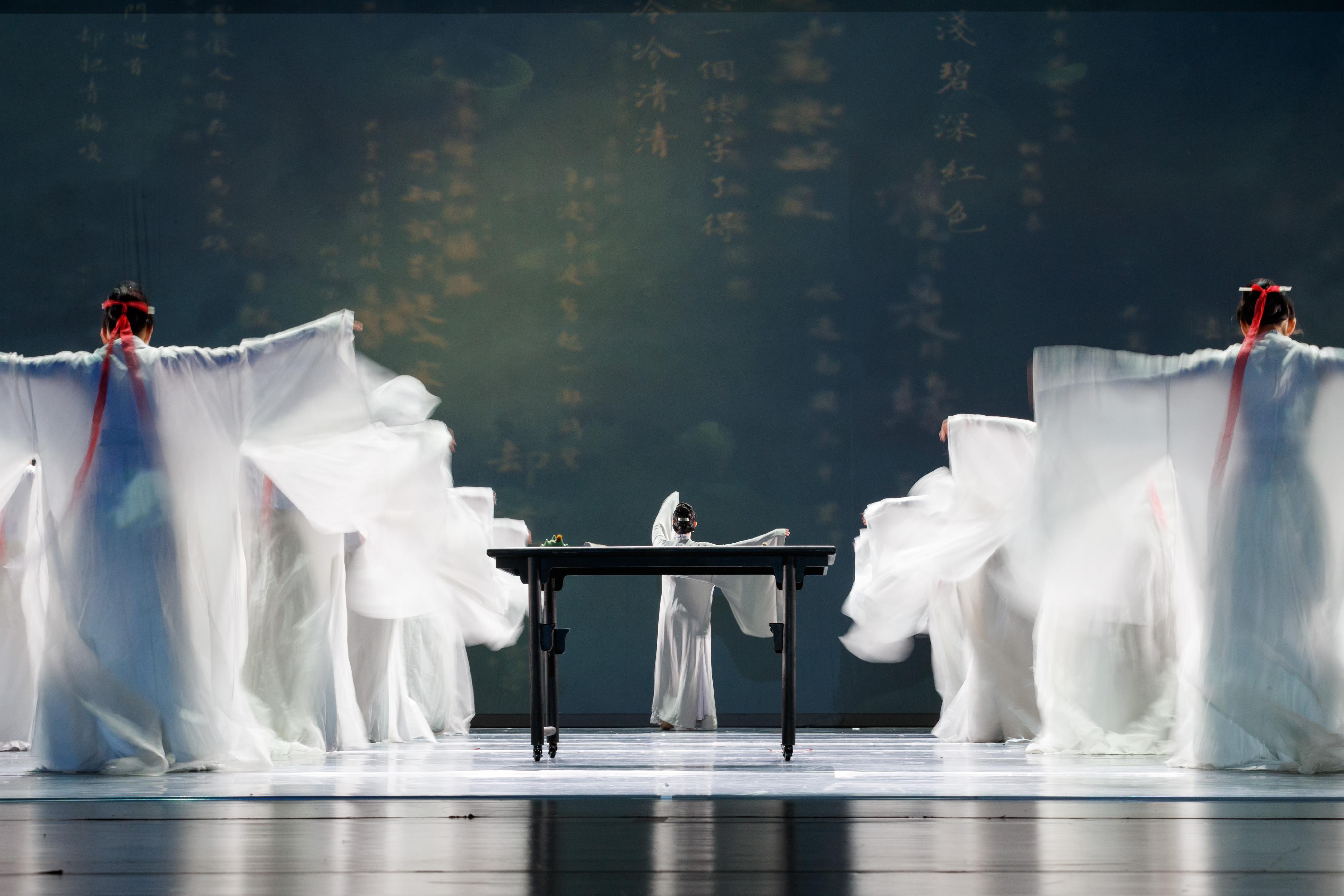 The Chinese Culture Festival 2025 will be held from June to September. Photo shows a scene from the dance drama "Azure After the Rain" by the Shanghai Dance Theatre.  
