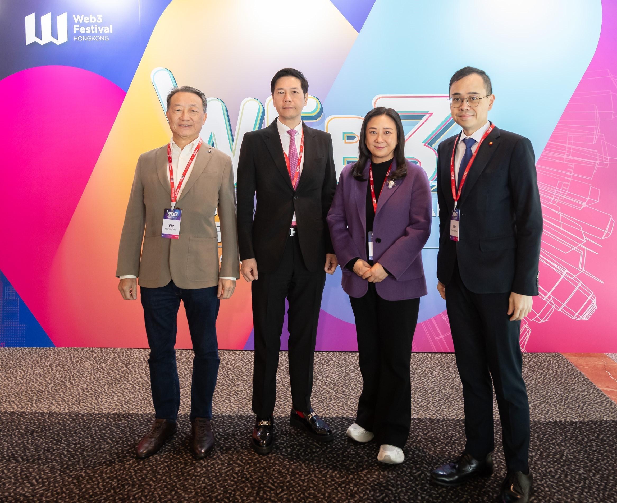The Legislative Council Subcommittee on Issues Relating to the Development of Web3 and Virtual Assets visited the Hong Kong Web3 Festival being held at Hong Kong Convention and Exhibition Centre today (April 7). Photo shows the Chairman of the Subcommittee, Dr Johnny Ng (second left), and other Members at the Hong Kong Web3 Festival.
