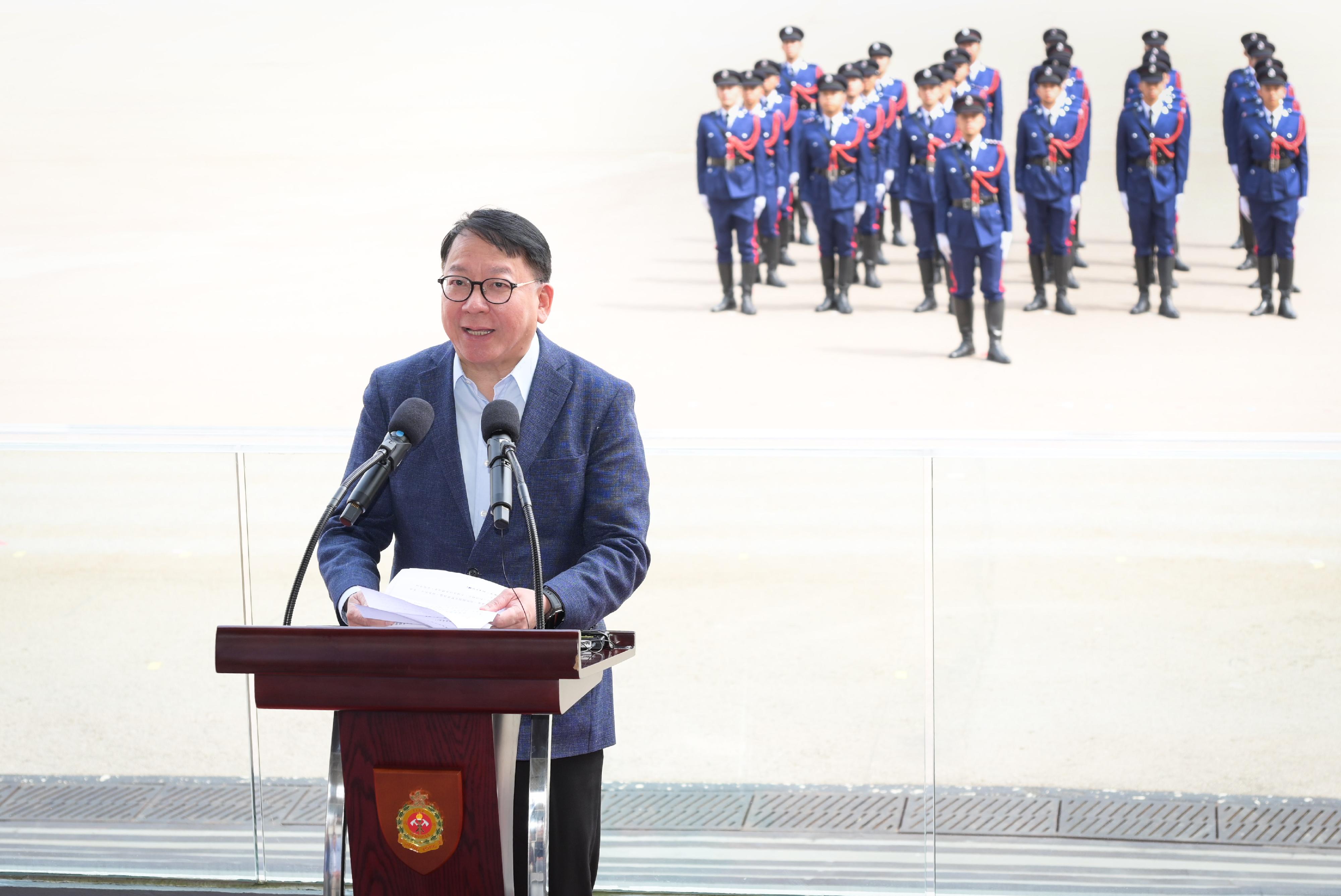 In response to and in support of the 10th National Security Education Day, the Fire Services Department held an open day today (April 13) at the Fire and Ambulance Services Academy in Tseung Kwan O. Photo shows the Chief Secretary for Administration, Mr Chan Kwok-ki, delivering his speech.
