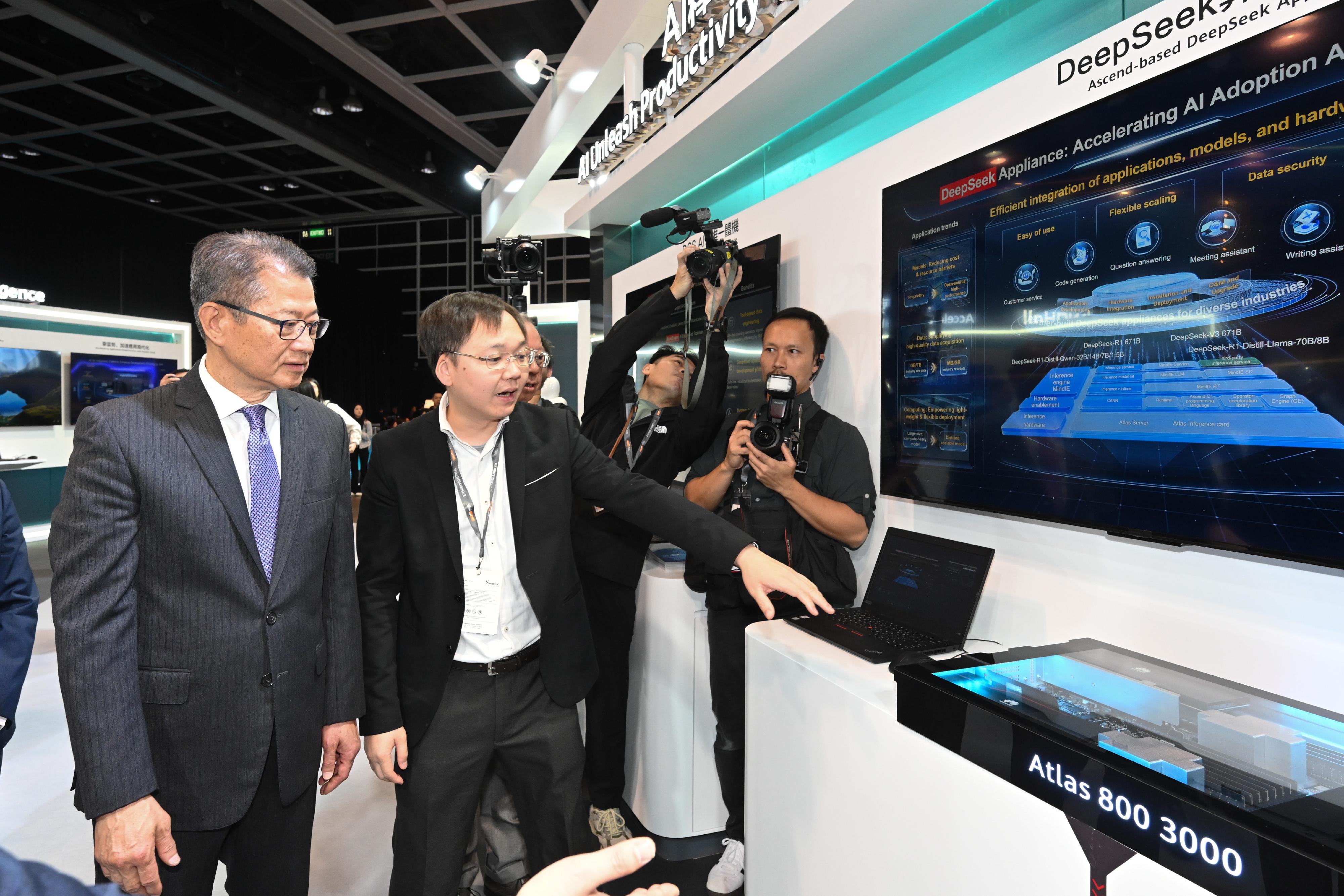 The Financial Secretary, Mr Paul Chan (first left), today (April 13) attended the Opening Ceremony of BIT Week 2025 and toured the InnoEX exhibition.