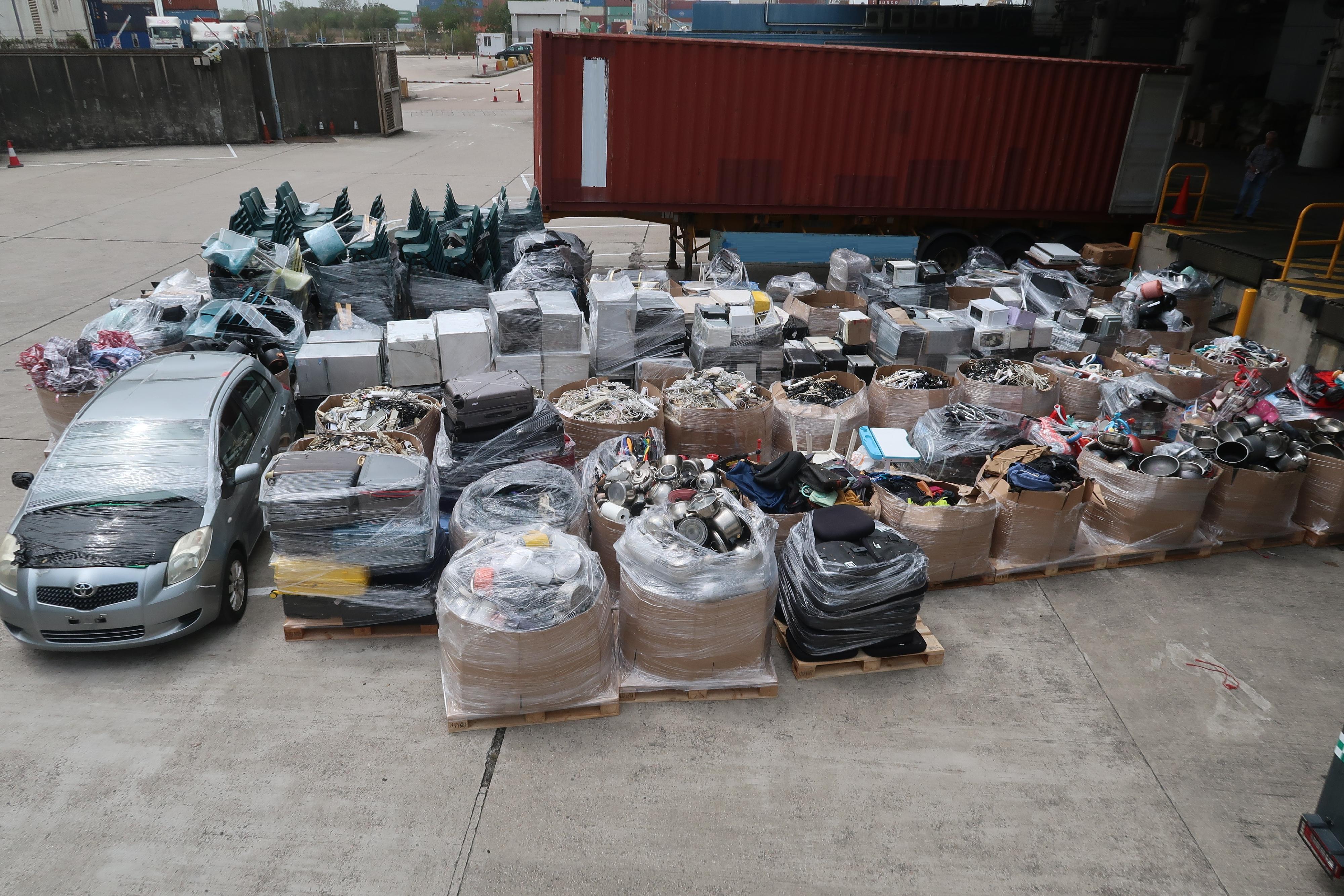 Hong Kong Customs detected a suspected smuggling case involving an ocean-going vessel on April 11. A large batch of suspected smuggled goods with an estimated market value of about $10 million was seized. Photo shows the suspected smuggled goods seized. 