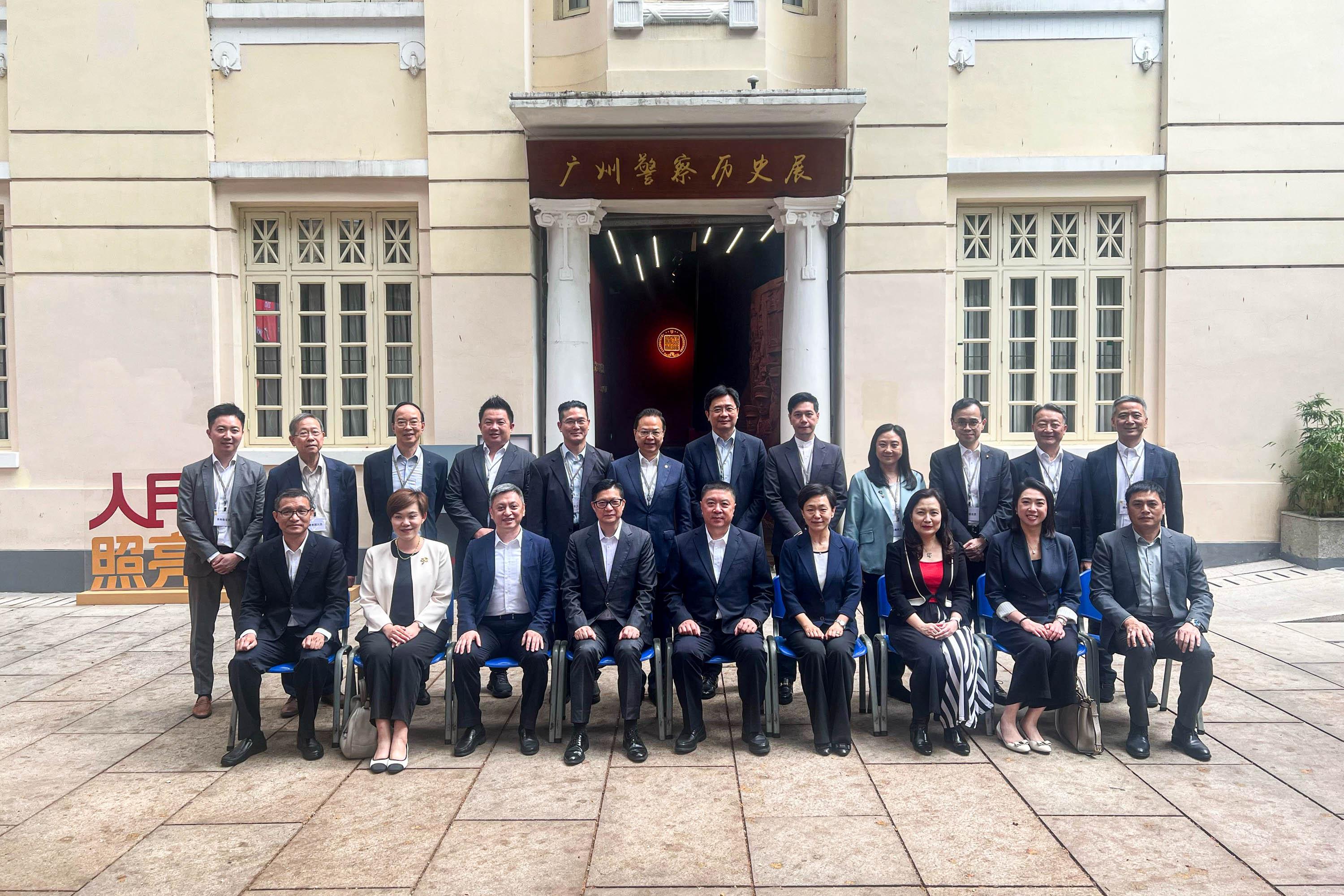 The Legislative Council (LegCo) Panel on Security conducted a duty visit to Guangzhou today (April 24). LegCo Members pose for a group photo with representatives of the Administration at the police history museum of Guangzhou Municipal Public Security Bureau.
