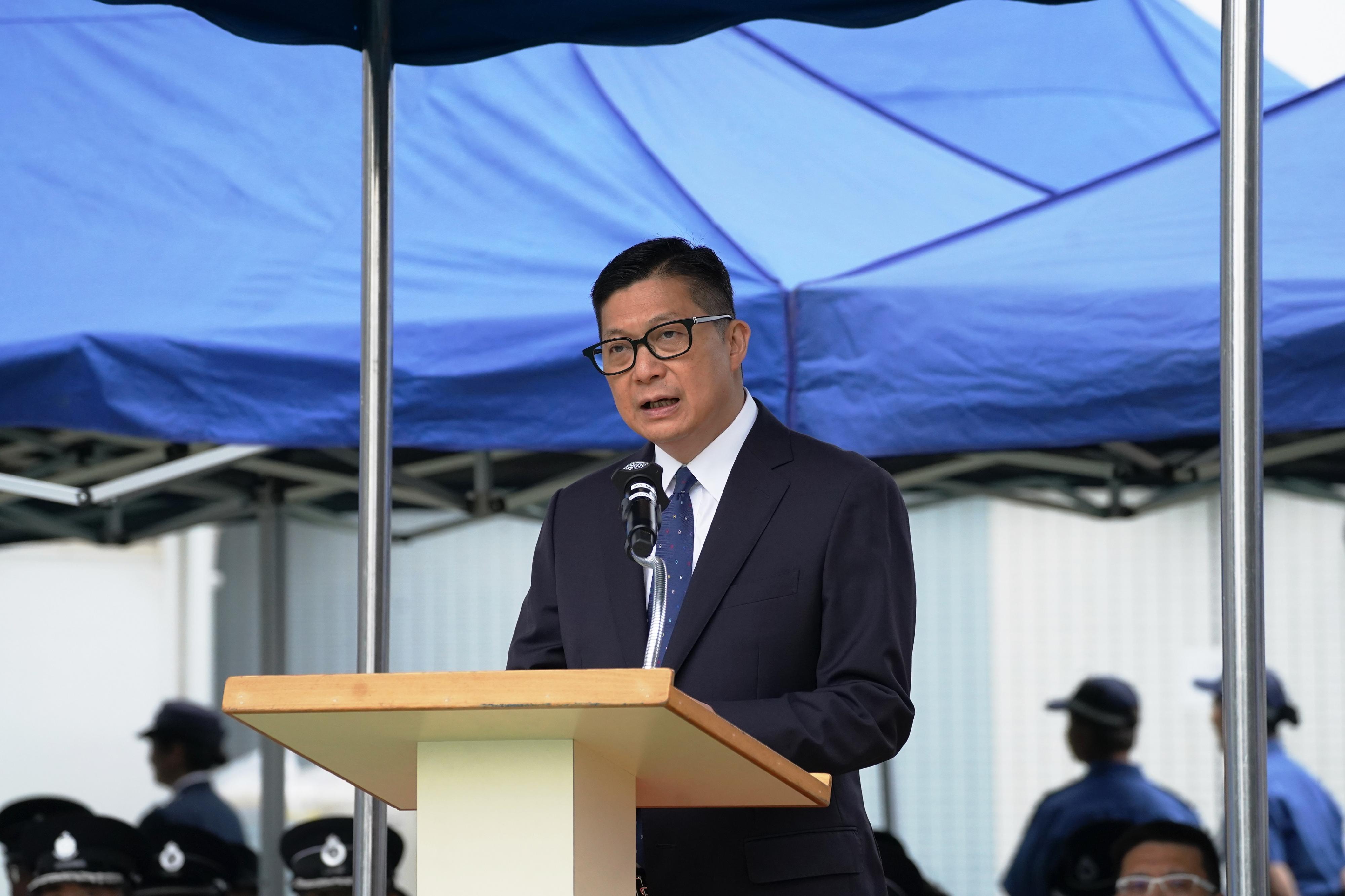 The Civil Aid Service held the Passing-out Parade for the 90th Recruits and 13th Tactical Force Secondment Scheme at its headquarters today (April 27). Photo shows the Secretary for Security, Mr Tang Ping-keung, delivering a speech at the Passing-out Parade.