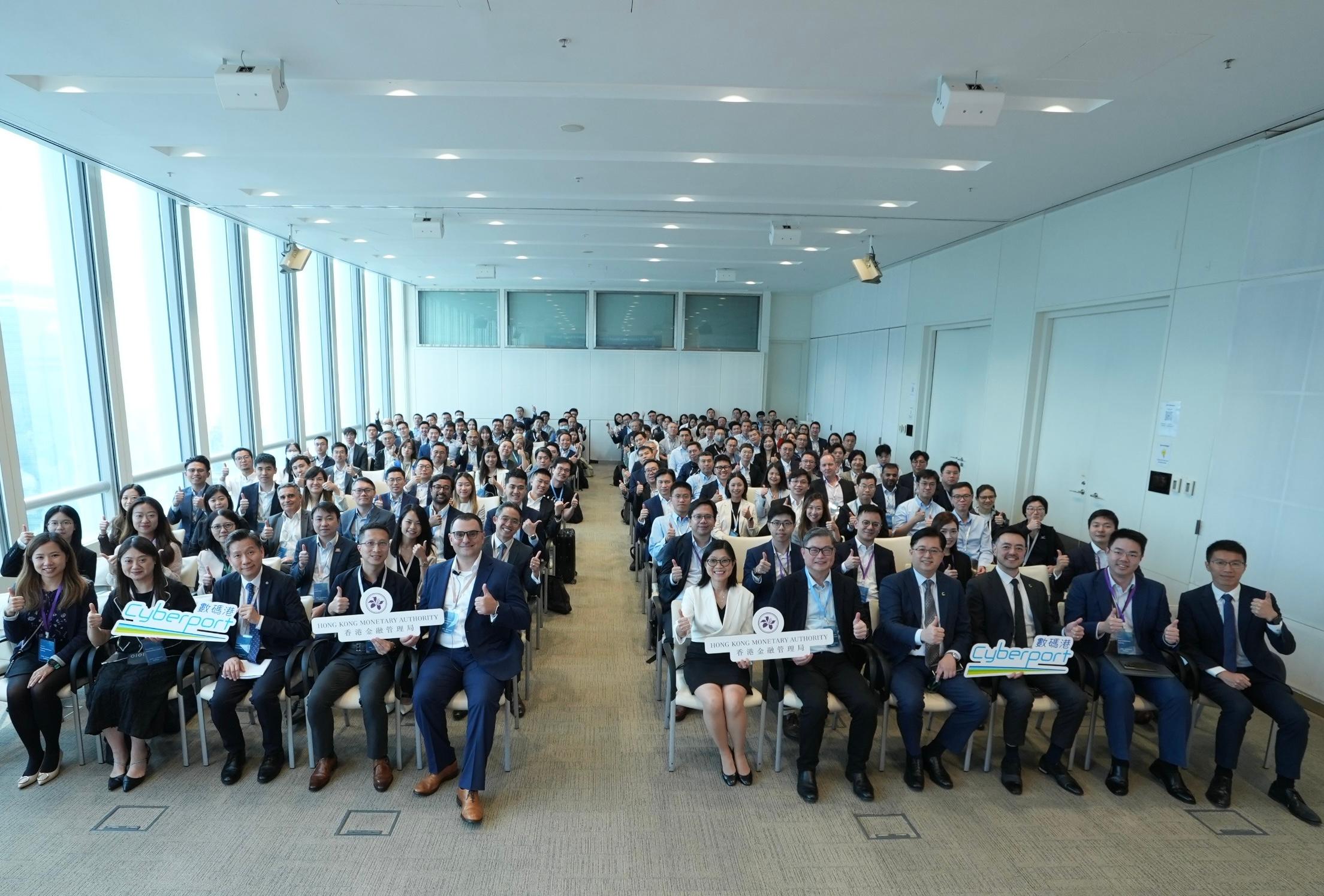 香港金融管理局與香港數碼港管理有限公司今日（四月二十八日）宣布推出第二期生成式人工智能沙盒計劃。第五屆FiNETech活動匯集超過150名來自銀行和科技領域的專業人士，促成新的夥伴關係，推動金融業採用人工智能。