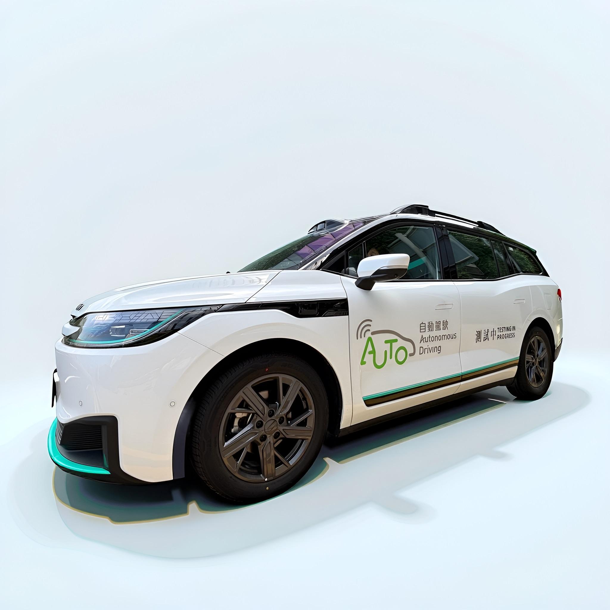 The Transport Department today (April 30) said that a label for pilot autonomous vehicles (AVs) shall be displayed on all pilot AVs for identification by other road users. Photo shows an autonomous private car in a trial in North Lantau.