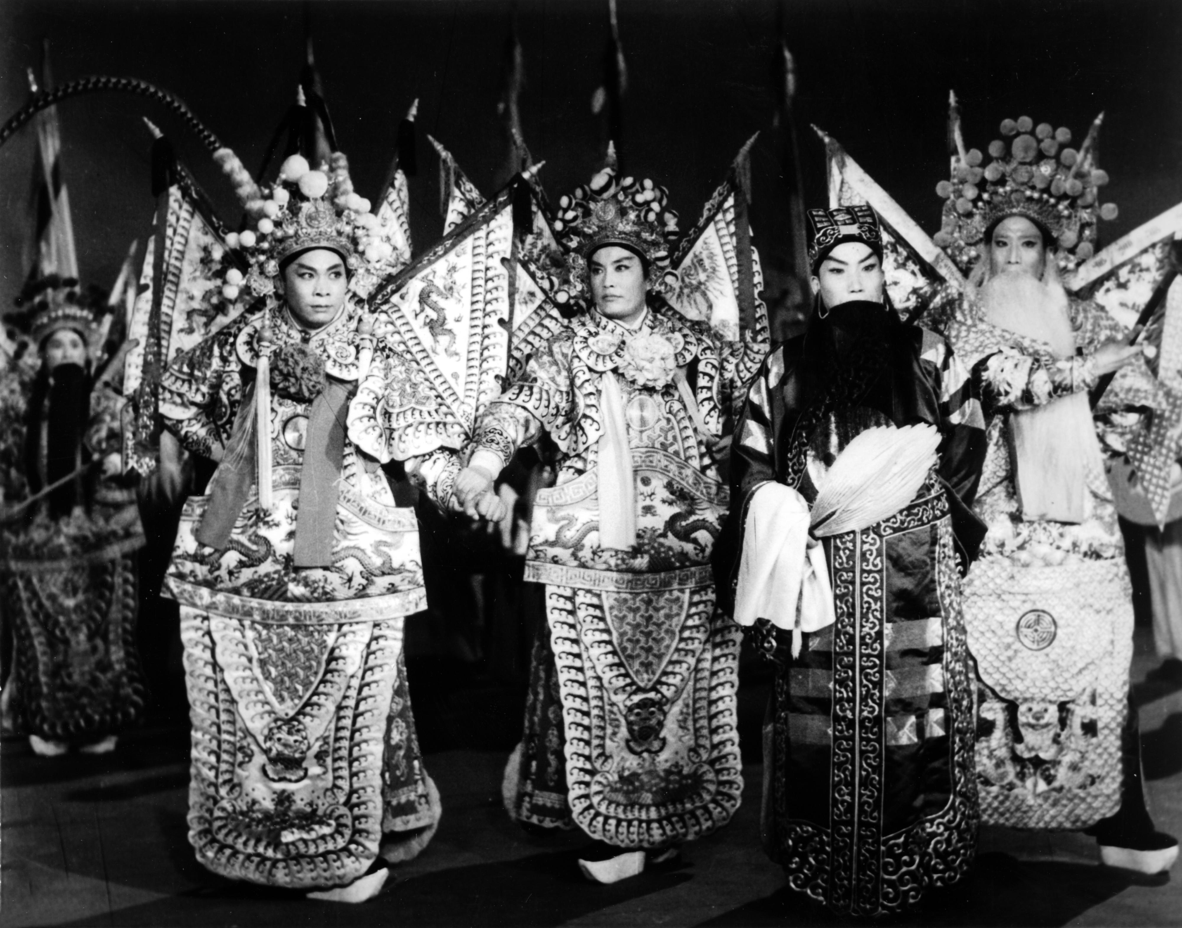 The Chinese Opera Festival will launch the screening programme "Chinese Opera Film Shows" from May to September. Photo shows a film still of "Zhuge Liang Mourns Zhou Yu" (1980).
