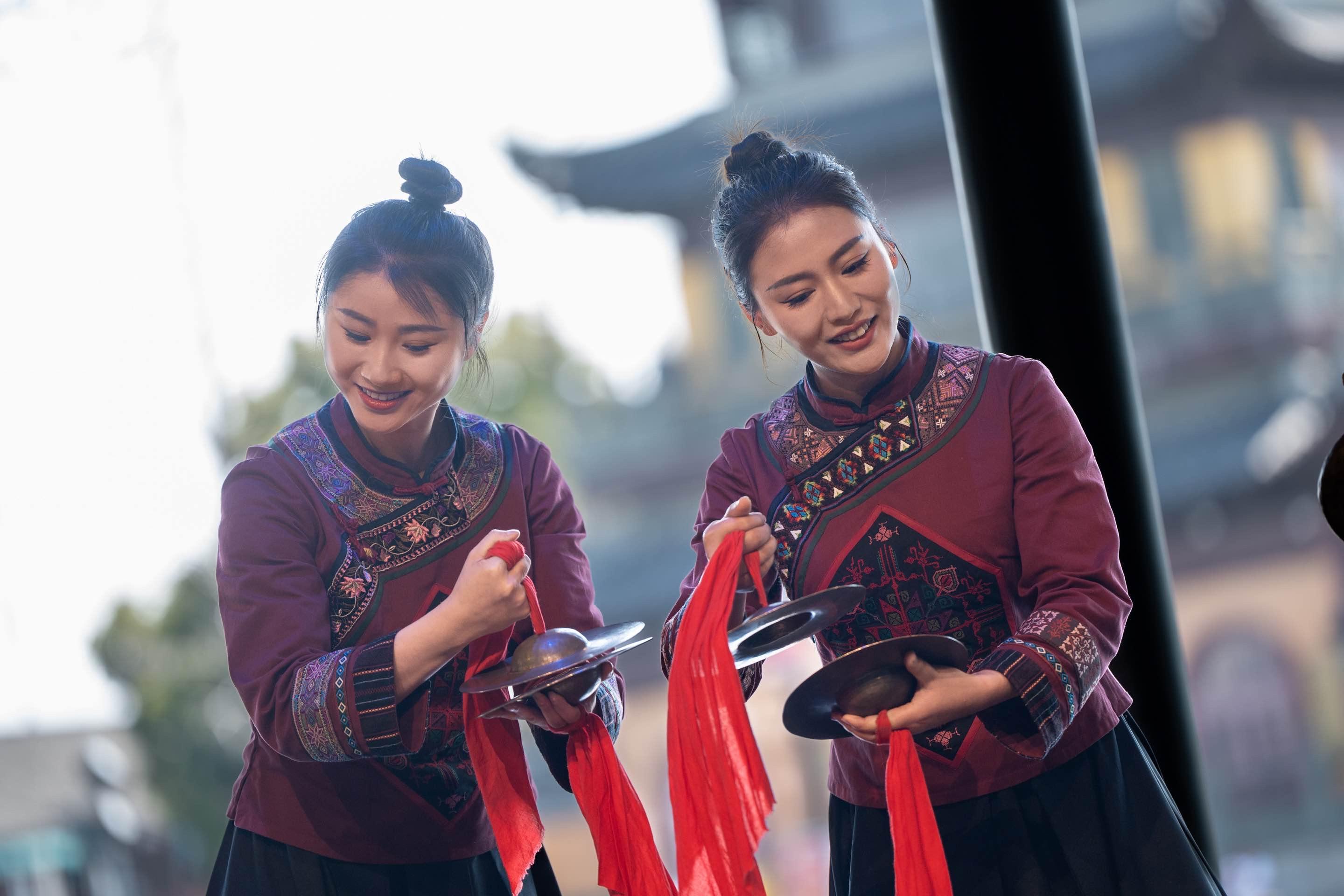 The Leisure and Cultural Services Department's "Tan Dun WE-Festival" will present "Xiangxi Tujia Women's Daliuzi & Hong Kong Women's Percussion Ensemble" concert in June. Photo shows the Xiangxi Tujia Women's Daliuzi.