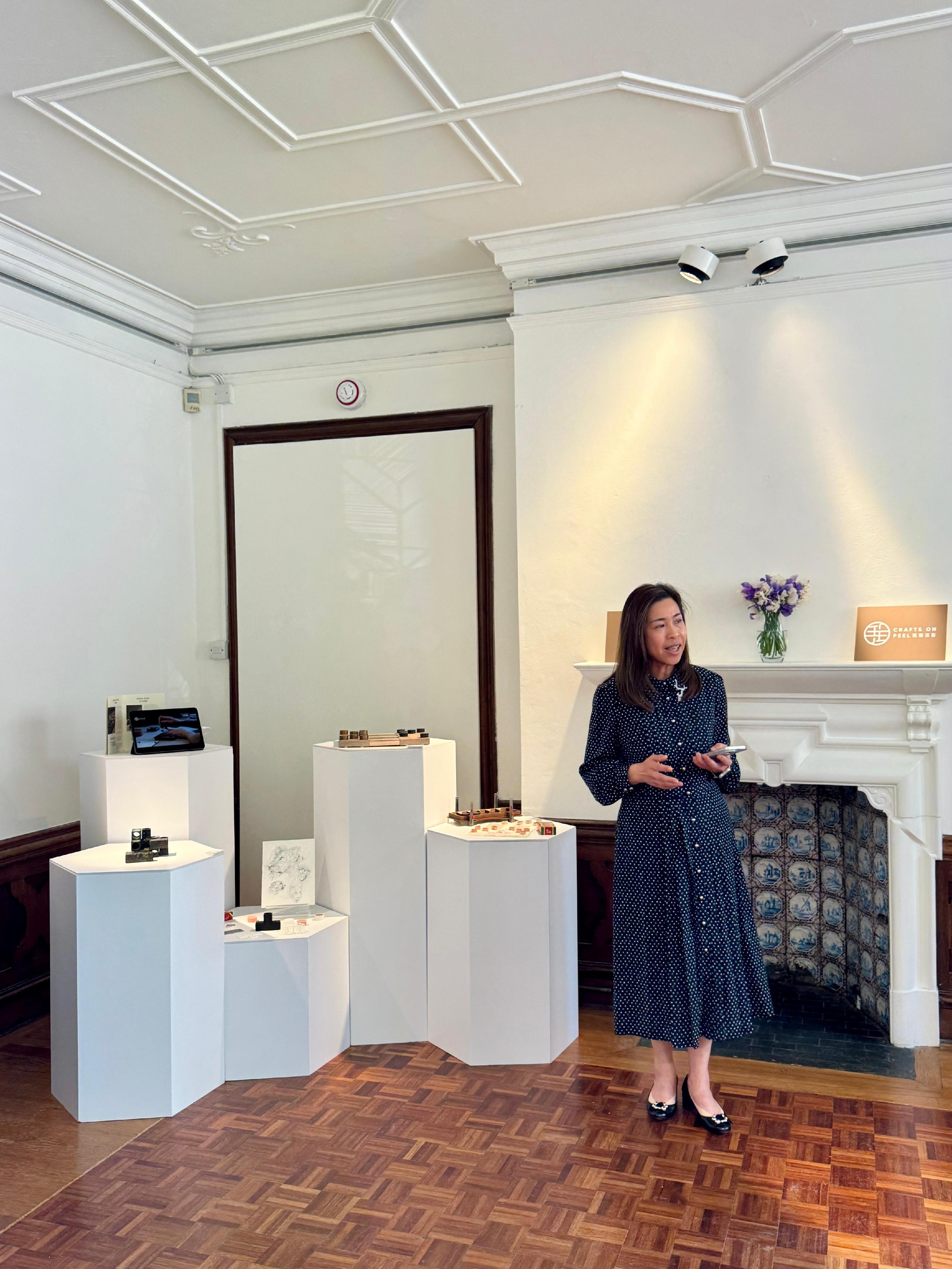 The Hong Kong Economic and Trade Office, London (London ETO), supported Crafts on Peel, a charitable organisation in Hong Kong, to join the London Craft Week 2025, bringing the "Embracing Craft, Connecting Culture" exhibition to London. Photo shows the Director-General of London ETO, Miss Fiona Chau, speaking at a reception of the exhibition on May 12 (London time).
