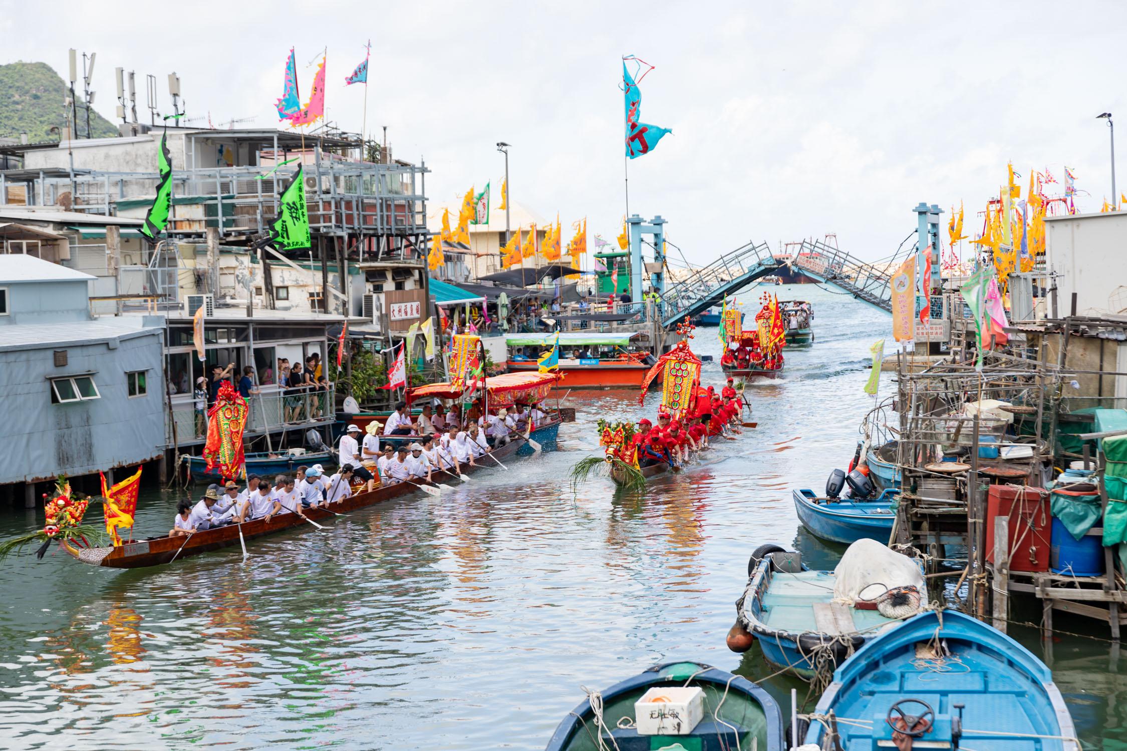 The Intangible Cultural Heritage Office of the Leisure and Cultural Services Department will launch the first Hong Kong ICH Month in June. Registration for the highlight programme, ICH Highlight Tours in six handpicked districts, will start on May 16. Photo shows Tai O Dragon Boat Water Parade in Islands District.  Participants can enjoy the parade and experience this festive event during the tour. 