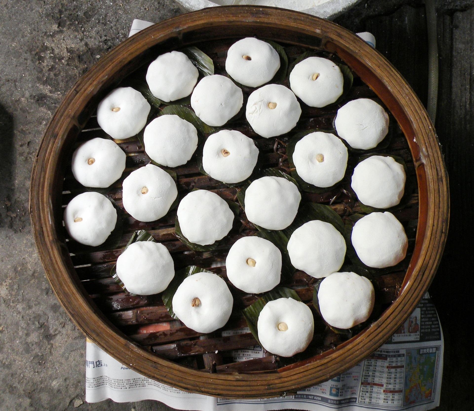 The Intangible Cultural Heritage Office of the Leisure and Cultural Services Department will launch the first Hong Kong ICH Month in June. Registration for the highlight programme, ICH Highlight Tours in six handpicked districts, will start on May 16. Photo shows the Cha Kwo (steamed sticky rice dumpling) Making Technique.