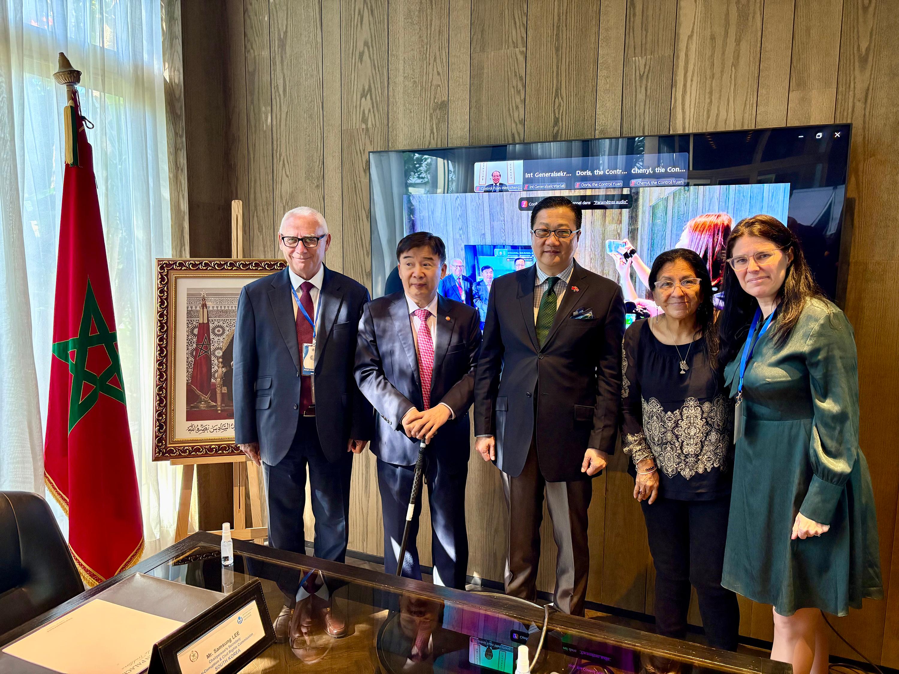During his stay in Morocco, the Ombudsman, Mr Jack Chan (centre), presided the meeting of the International Ombudsman Institute's Standing By-laws Committee.
