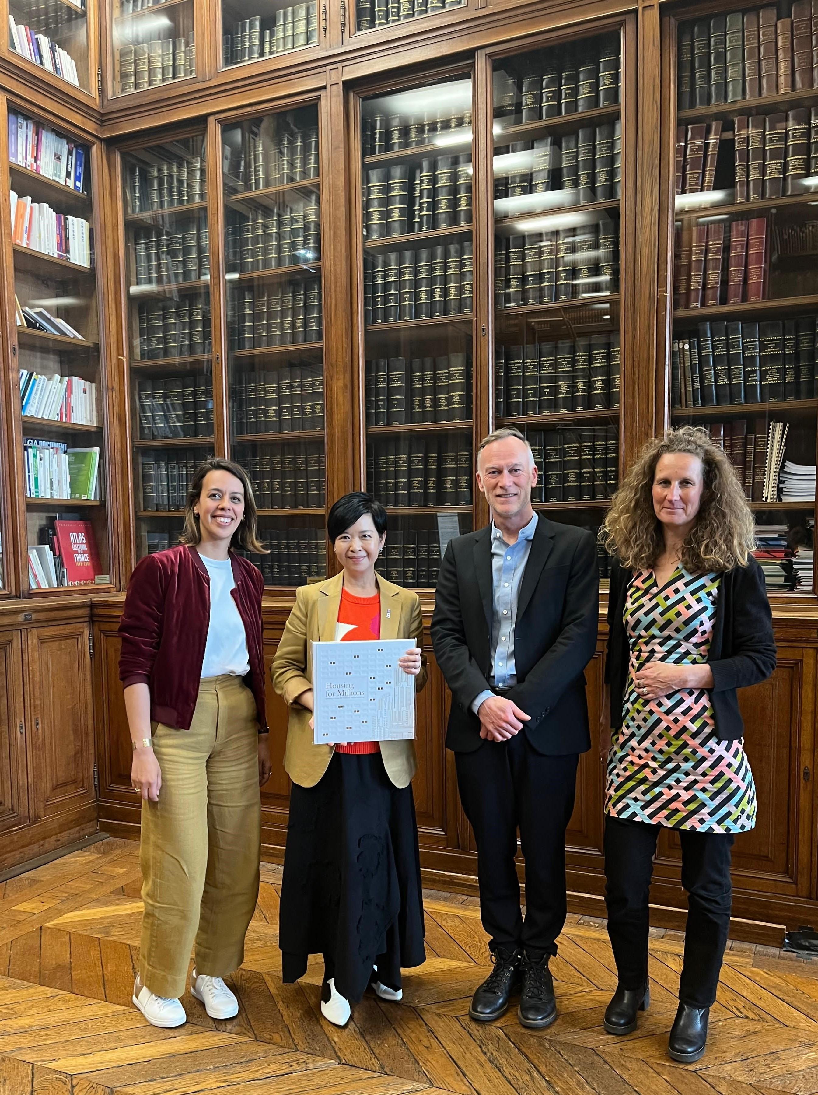 The Secretary for Housing, Ms Winnie Ho, concluded her visit to Paris, France, yesterday (May 22, Paris time). Photo shows Ms Ho (second left) meeting with the Advisor to the Mayor on housing, urban planning, architecture, land development, Mr Renaud Paque (second right), and Director of Housing and Habitat, Ms Doan Lebel (first left), in the evening, to exchange views on public housing policies and experiences on sustainable urbanisation and urban planning concept. 