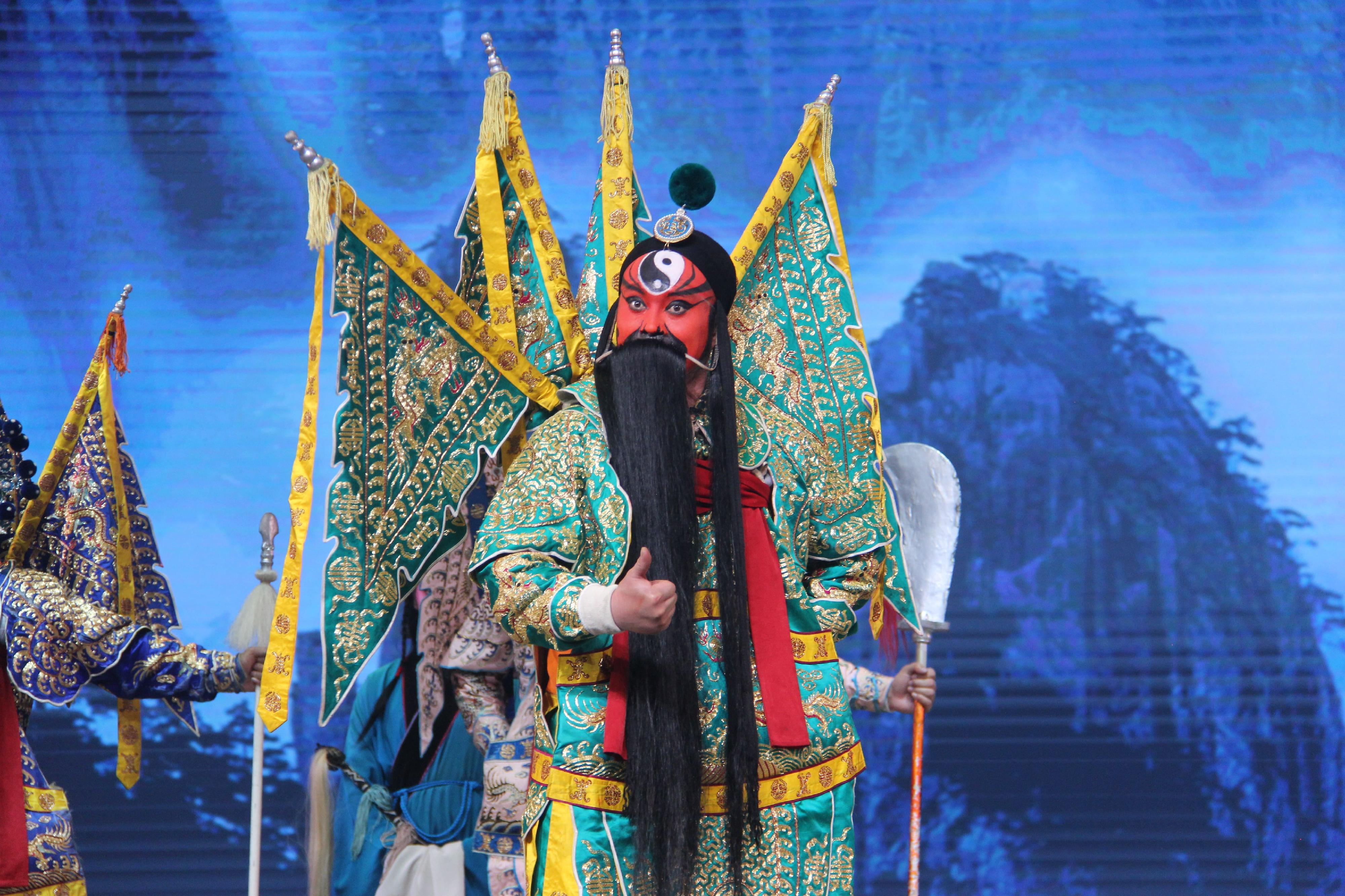The Chinese Culture Festival 2025, organised by the Leisure and Cultural Services Department, will stage Henan Yuediao opera, a regional operatic genre rarely seen by Hong Kong audiences, for the first time in late June. Photo shows a scene from "Jiang Wei Surrenders".
