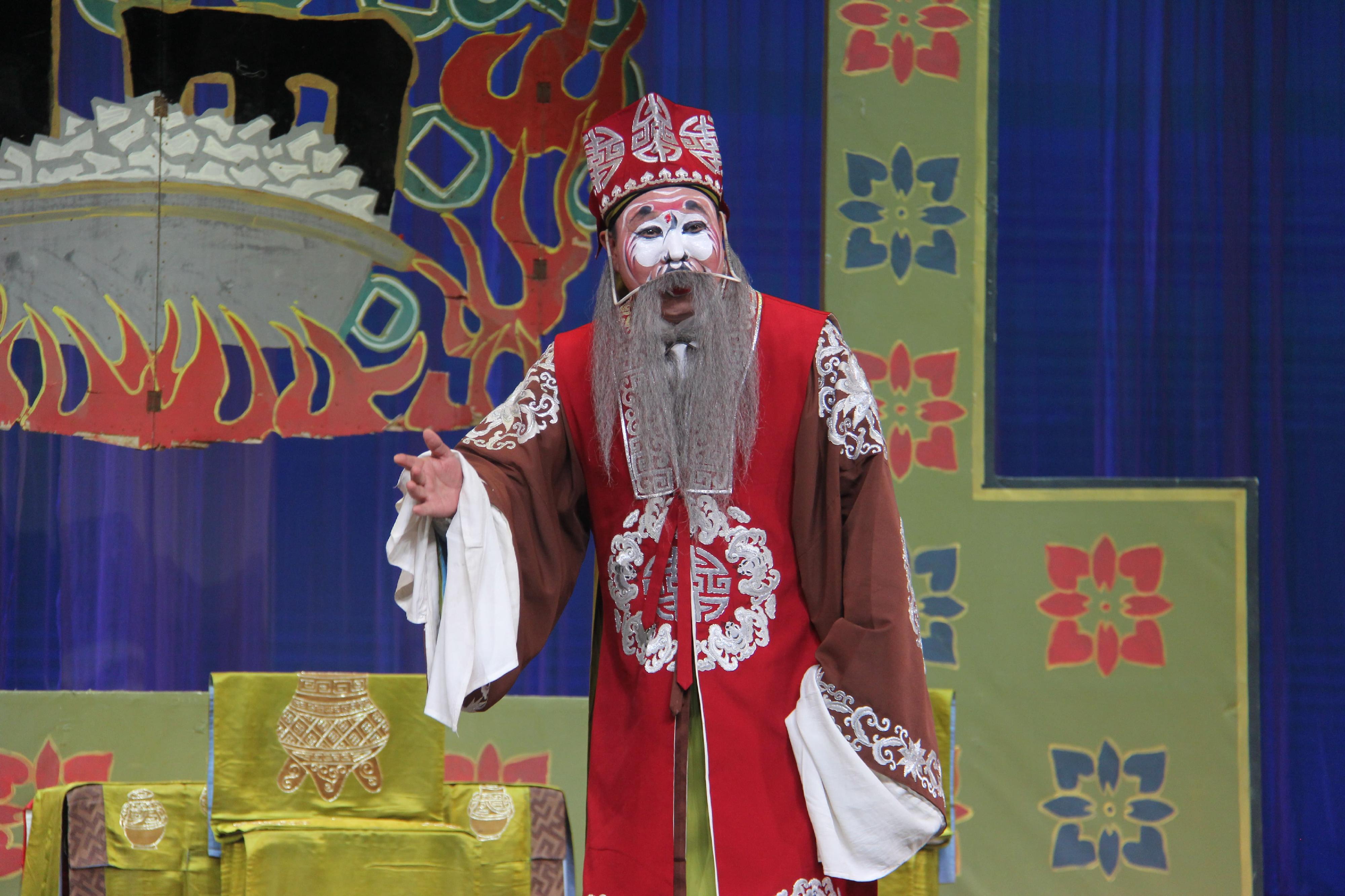 The Chinese Culture Festival 2025, organised by the Leisure and Cultural Services Department, will stage Henan Yuediao opera, a regional operatic genre rarely seen by Hong Kong audiences, for the first time in late June. Photo shows a scene from "Li Tianbao Gets Married".