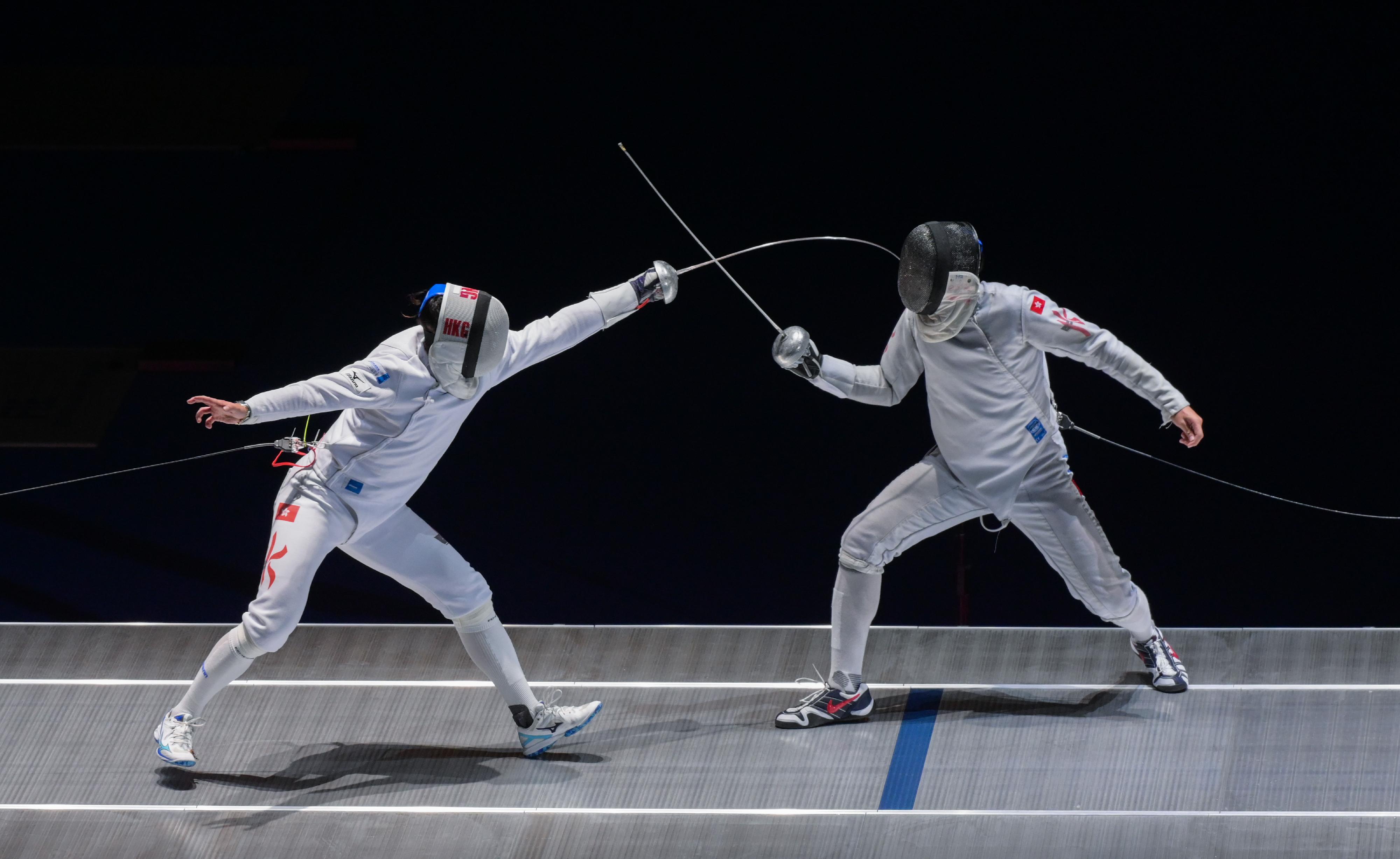 第十五屆全國運動會擊劍項目測試賽五月三十一日在啟德體育園的啟德體藝館舉行。圖示男子重劍比賽。 