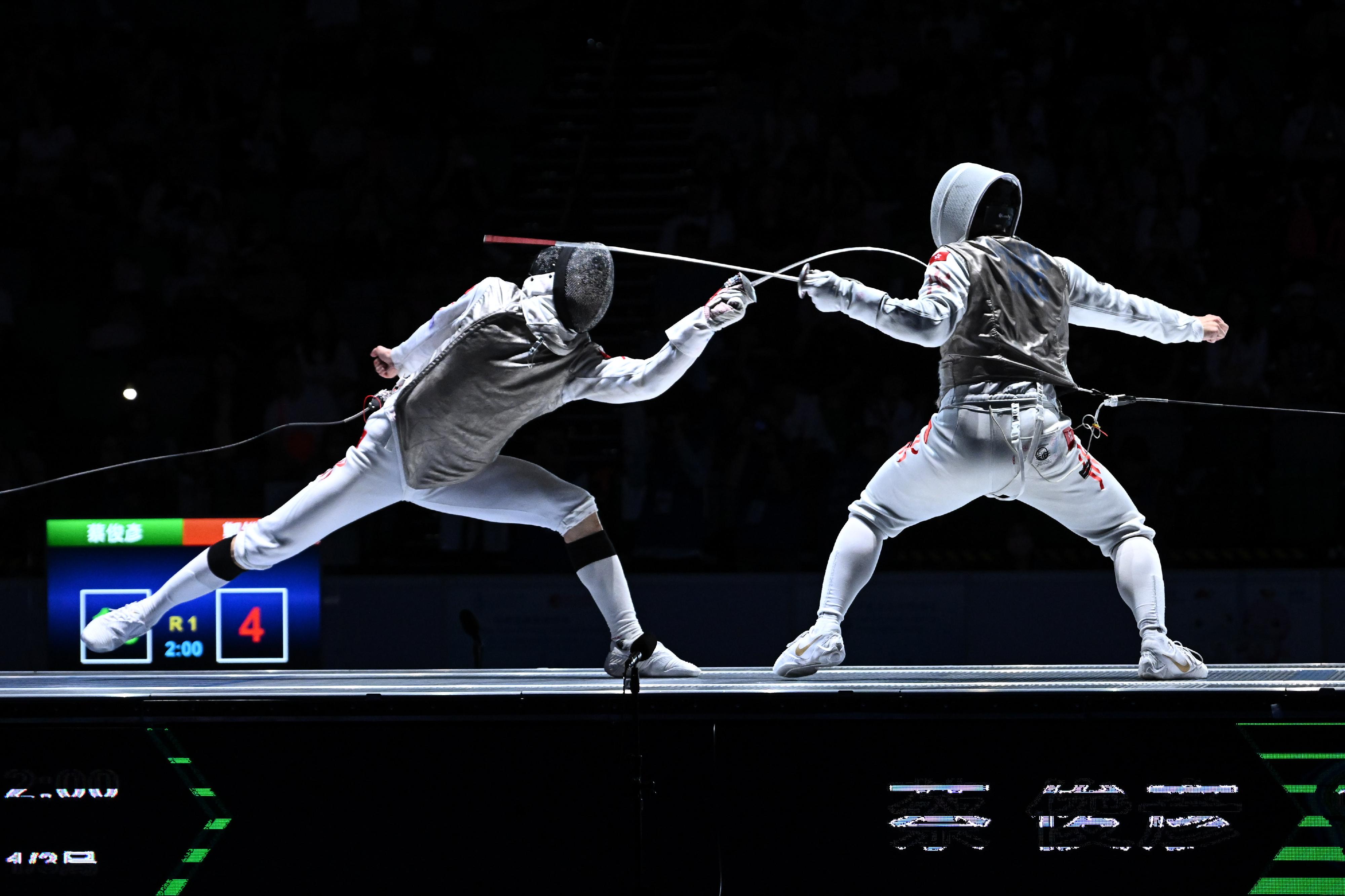 The 15th National Games Fencing test event concluded at Kai Tak Arena, Kai Tak Sports Park today (June 1). Photo shows a men's foil competition.