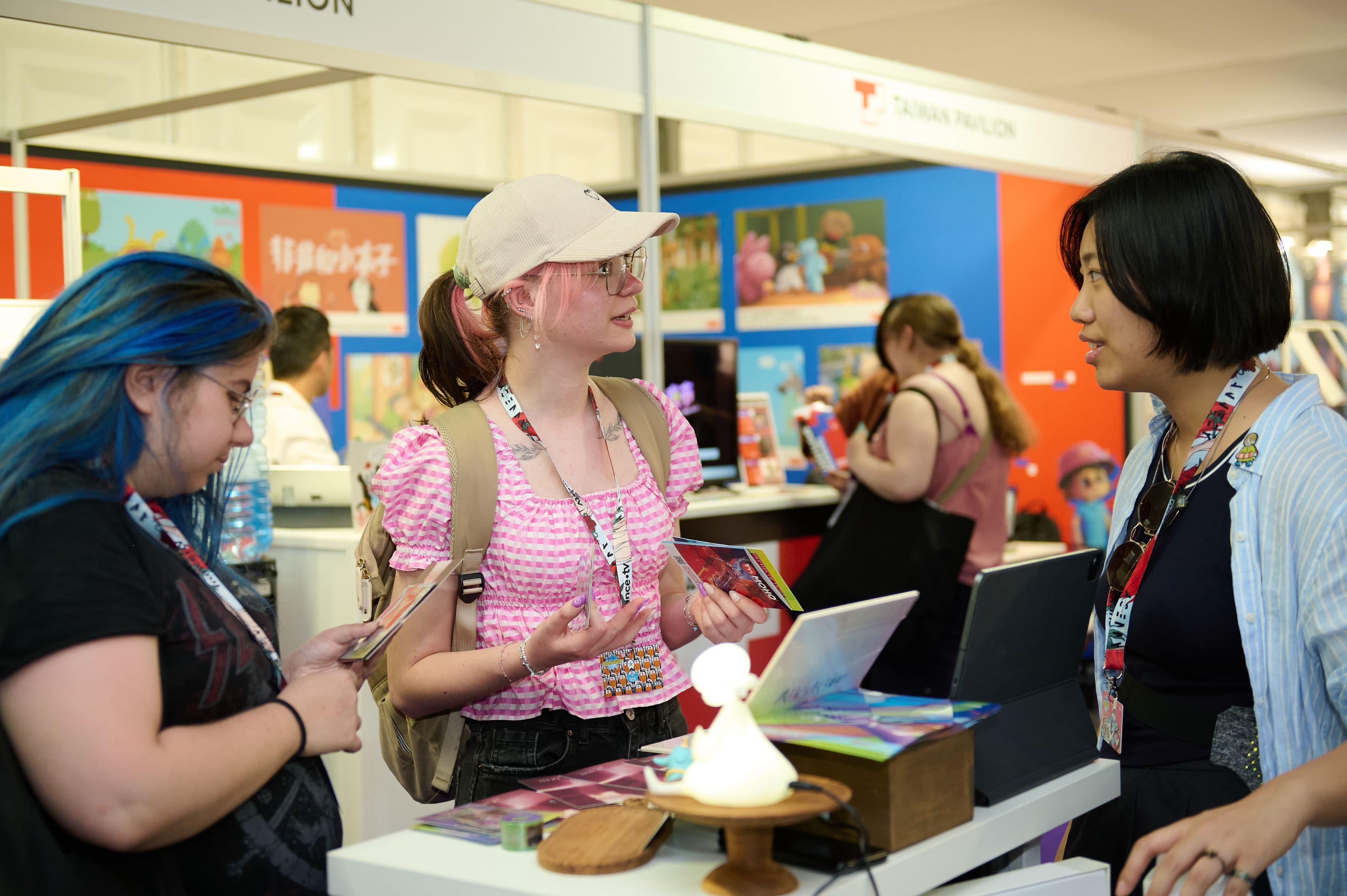 The Cultural and Creative Industries Development Agency led an industry delegation to participate in the Annecy International Animation Film Festival and Market 2025 in France, setting up the Hong Kong Pavilion and organising a series of activities from June 10 to 13 (Annecy time). Photo shows members of the animation industry from Hong Kong interacting with animation industry professionals from all over the world.
