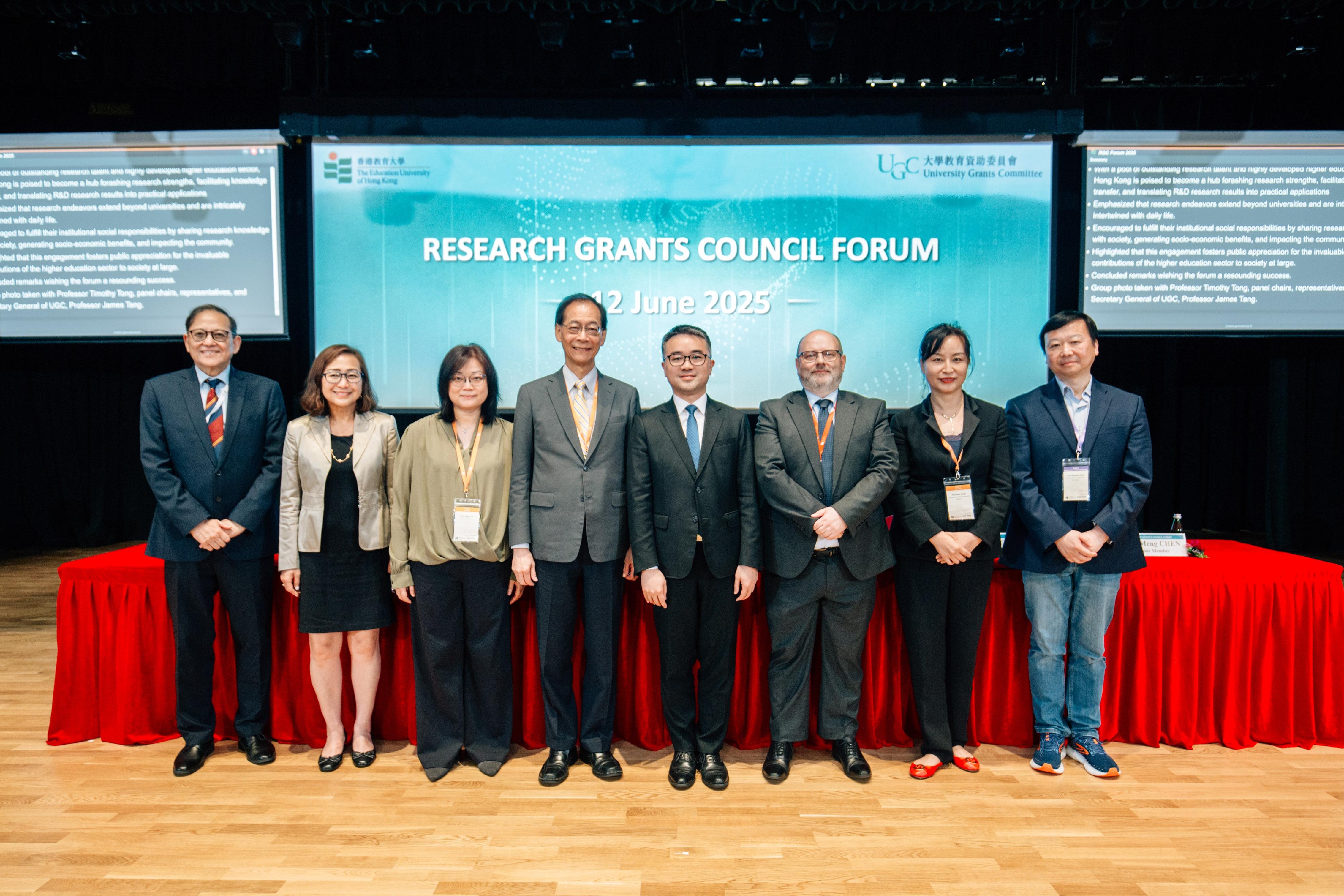 The Research Grants Council Forum 2025 was held today (June 12). Photo shows the Acting Secretary for Education, Dr Sze Chun-fai (fourth right), the Chairman of the Research Grants Council, Professor Timothy W Tong (fourth left), and the Secretary-General of the University Grants Committee, Professor James Tang (first left), with other speakers at the event.